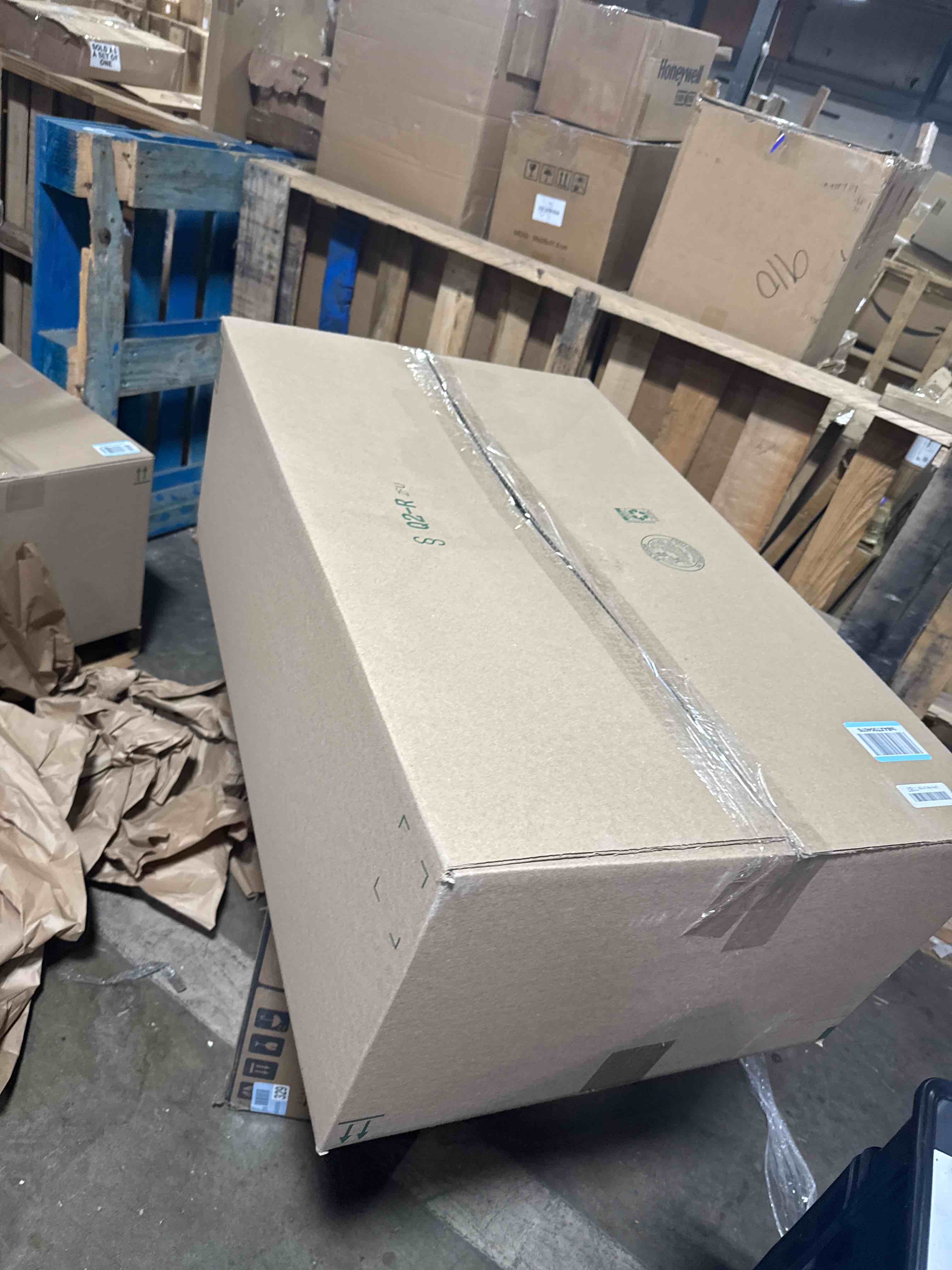 https://s3.amazonaws.com/lotting-images-prod/phillipi/PNK3528576_1758631105693.jpeg
