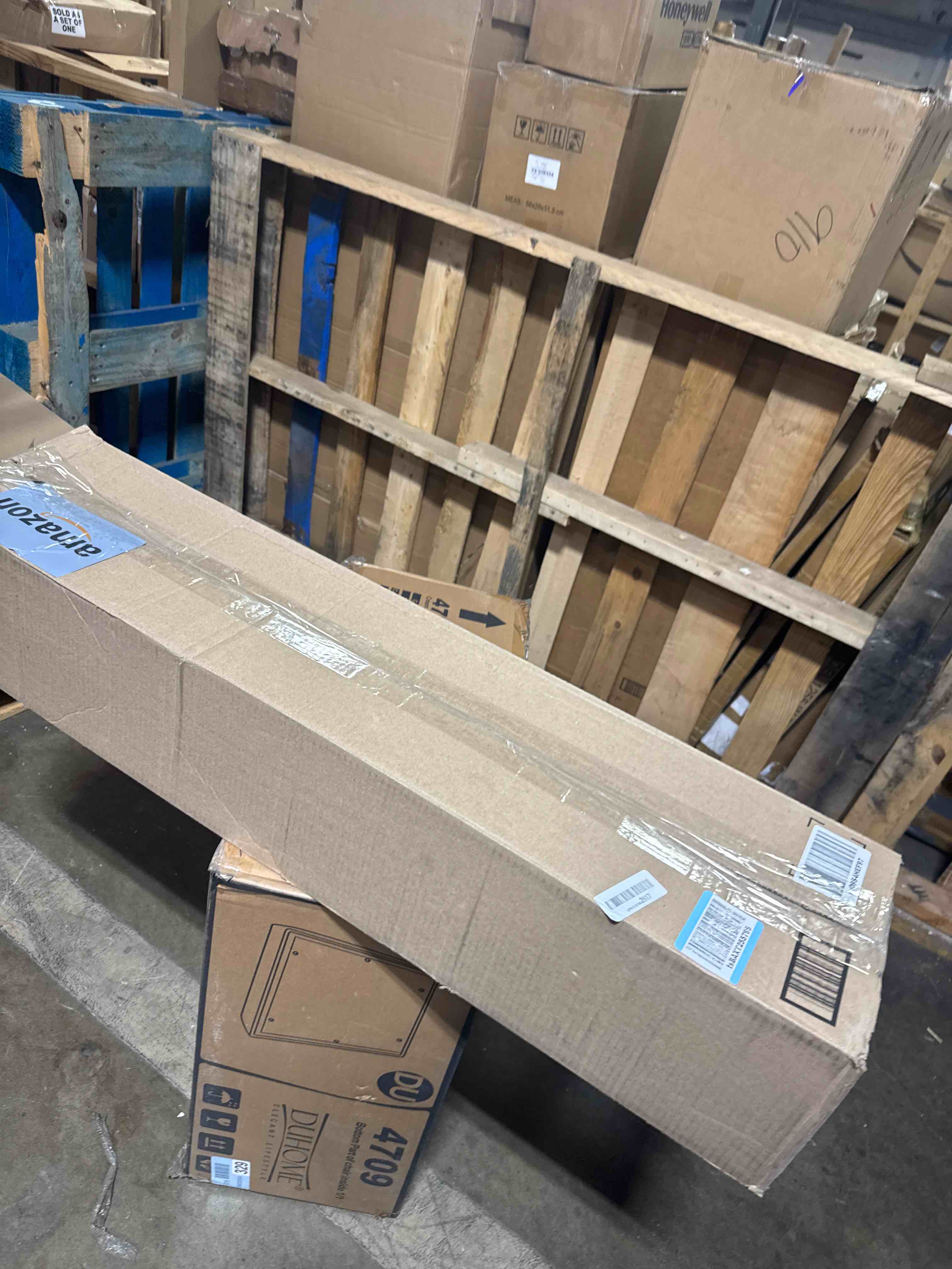 https://s3.amazonaws.com/lotting-images-prod/phillipi/PNK3528579_1758631536424.jpeg
