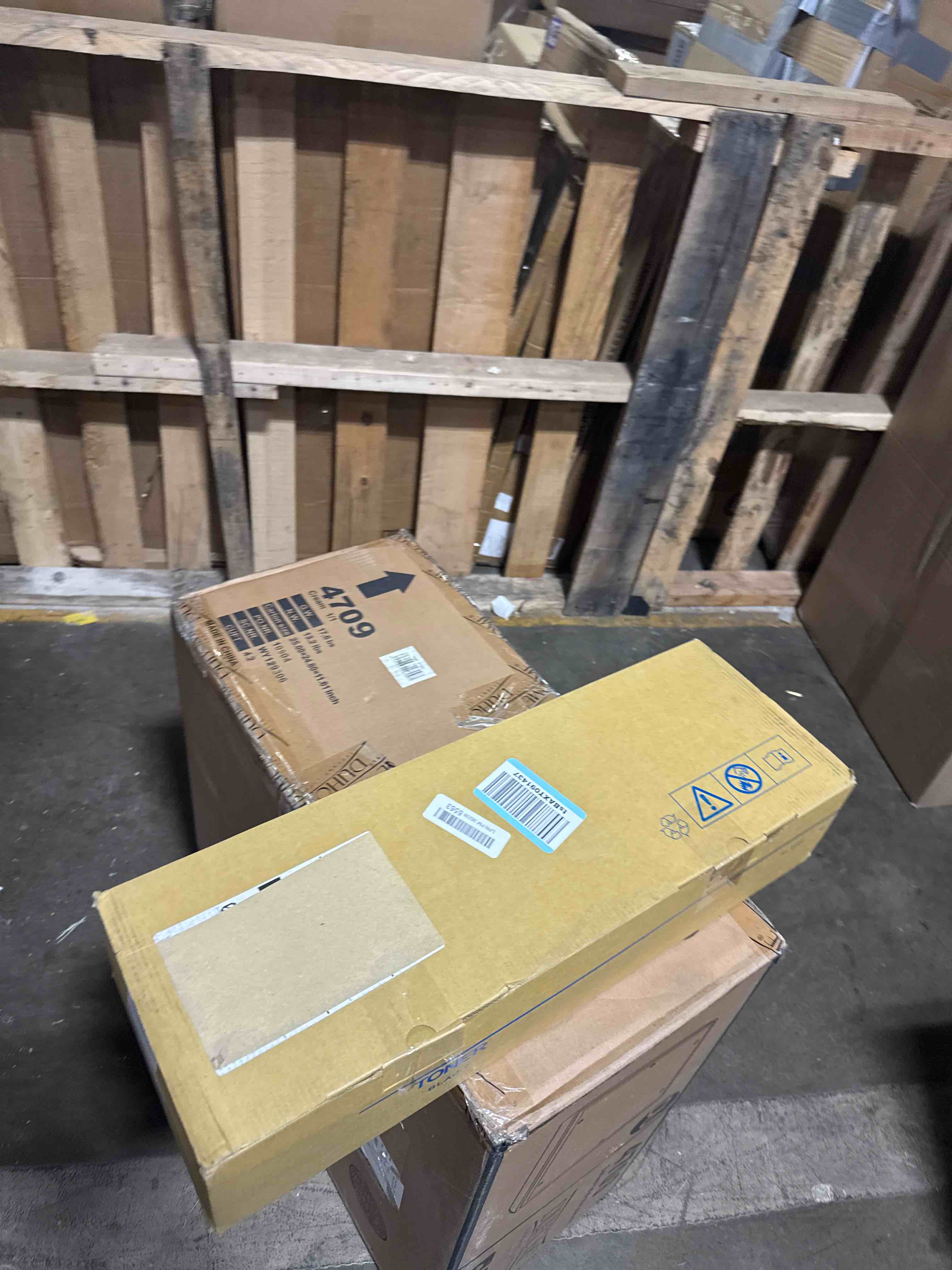 https://s3.amazonaws.com/lotting-images-prod/phillipi/PNK3528580_1758631642583.jpeg