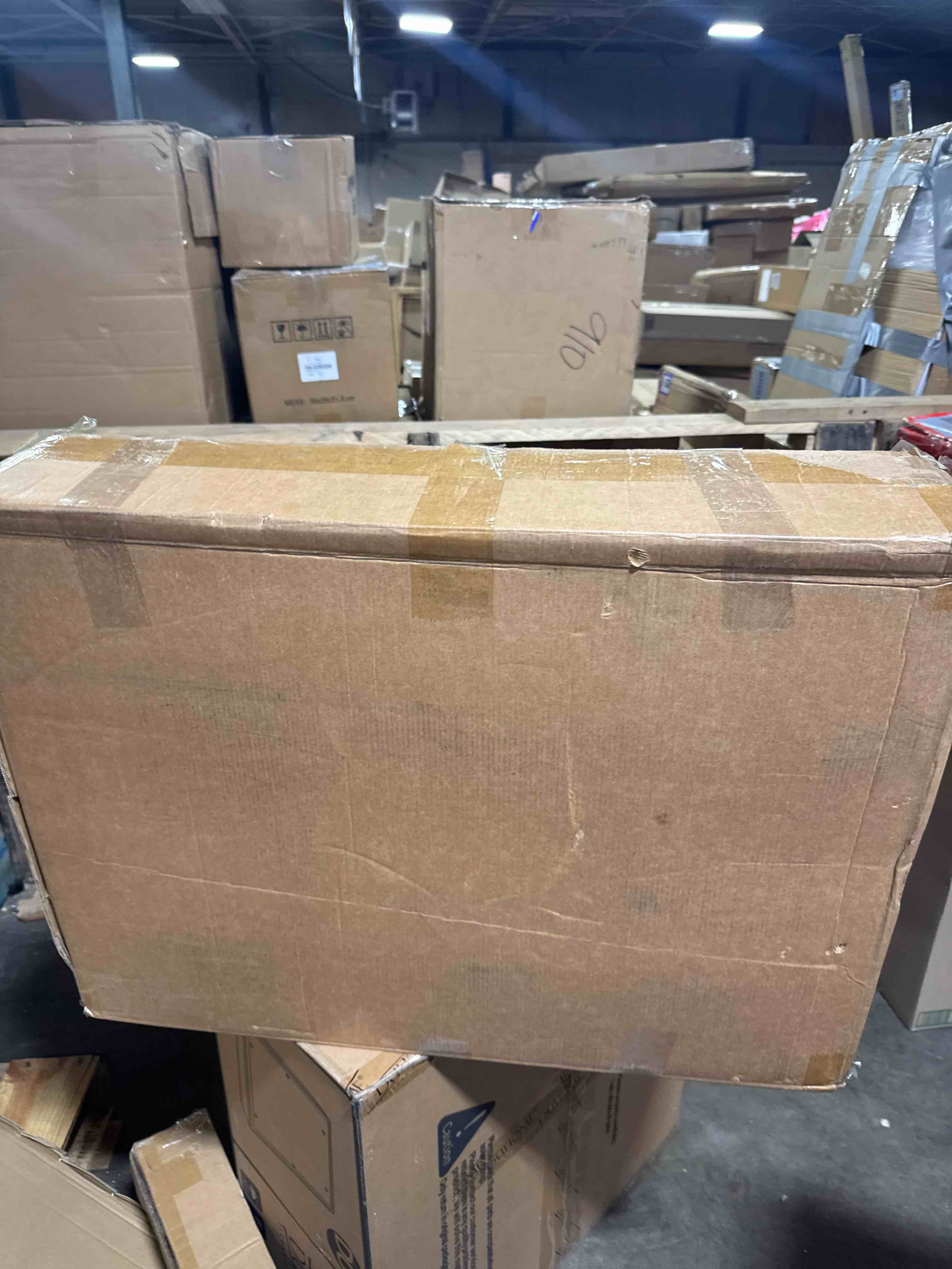 https://s3.amazonaws.com/lotting-images-prod/phillipi/PNK3528584_1758632403850.jpeg