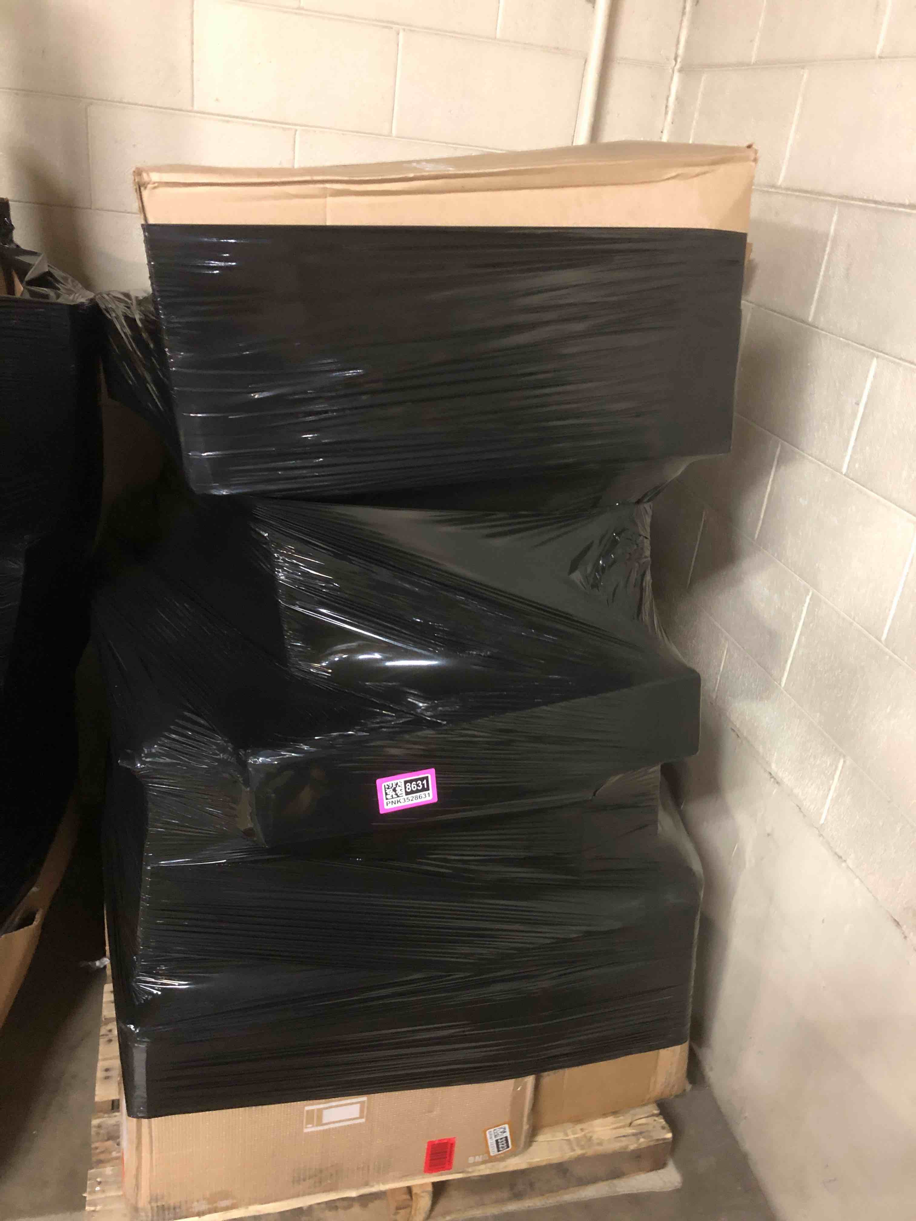 https://s3.amazonaws.com/lotting-images-prod/phillipi/PNK3528631_1758650120954.jpeg