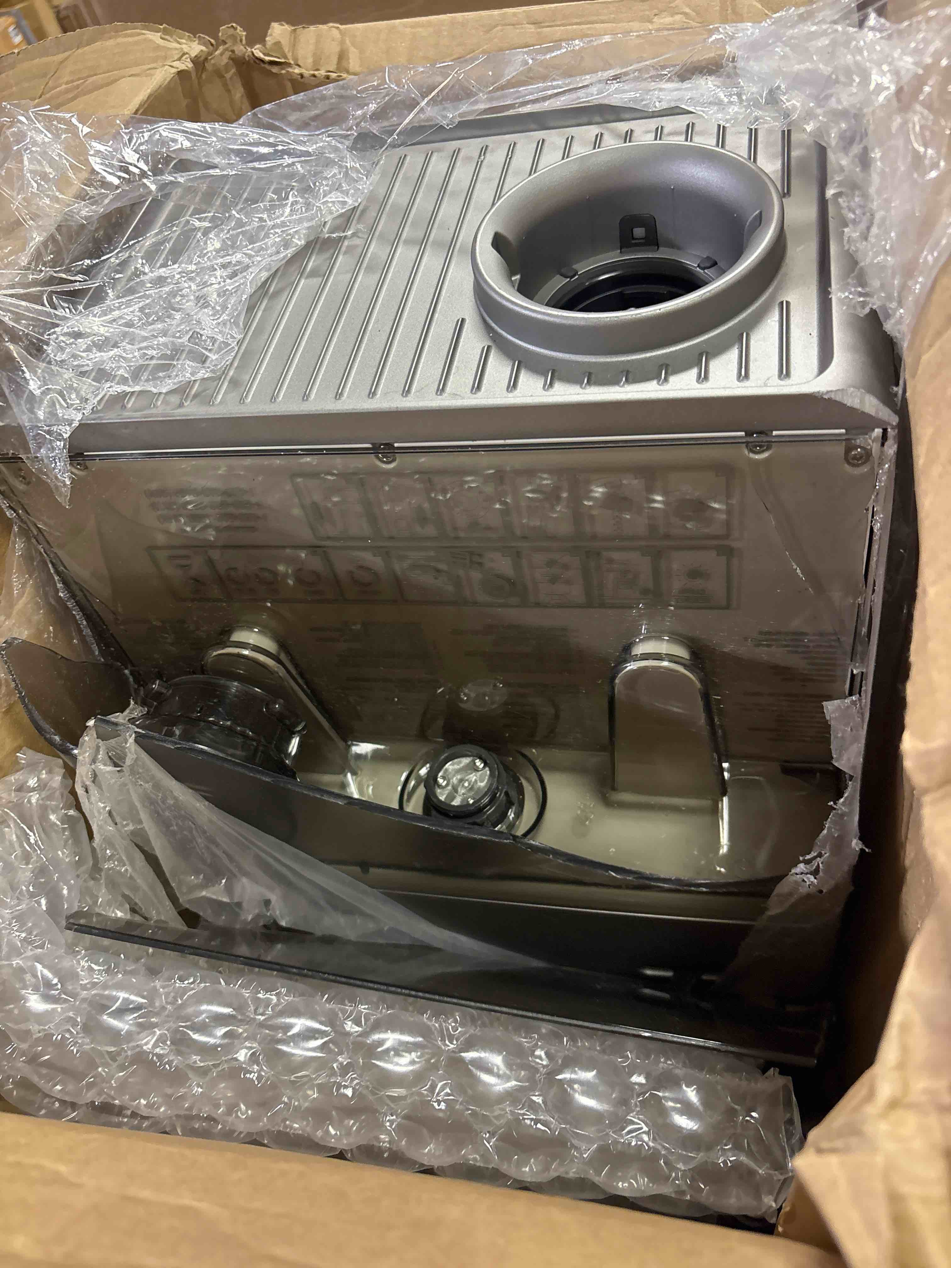 https://s3.amazonaws.com/lotting-images-prod/phillipi/PNK3528635_1758653434420.jpeg