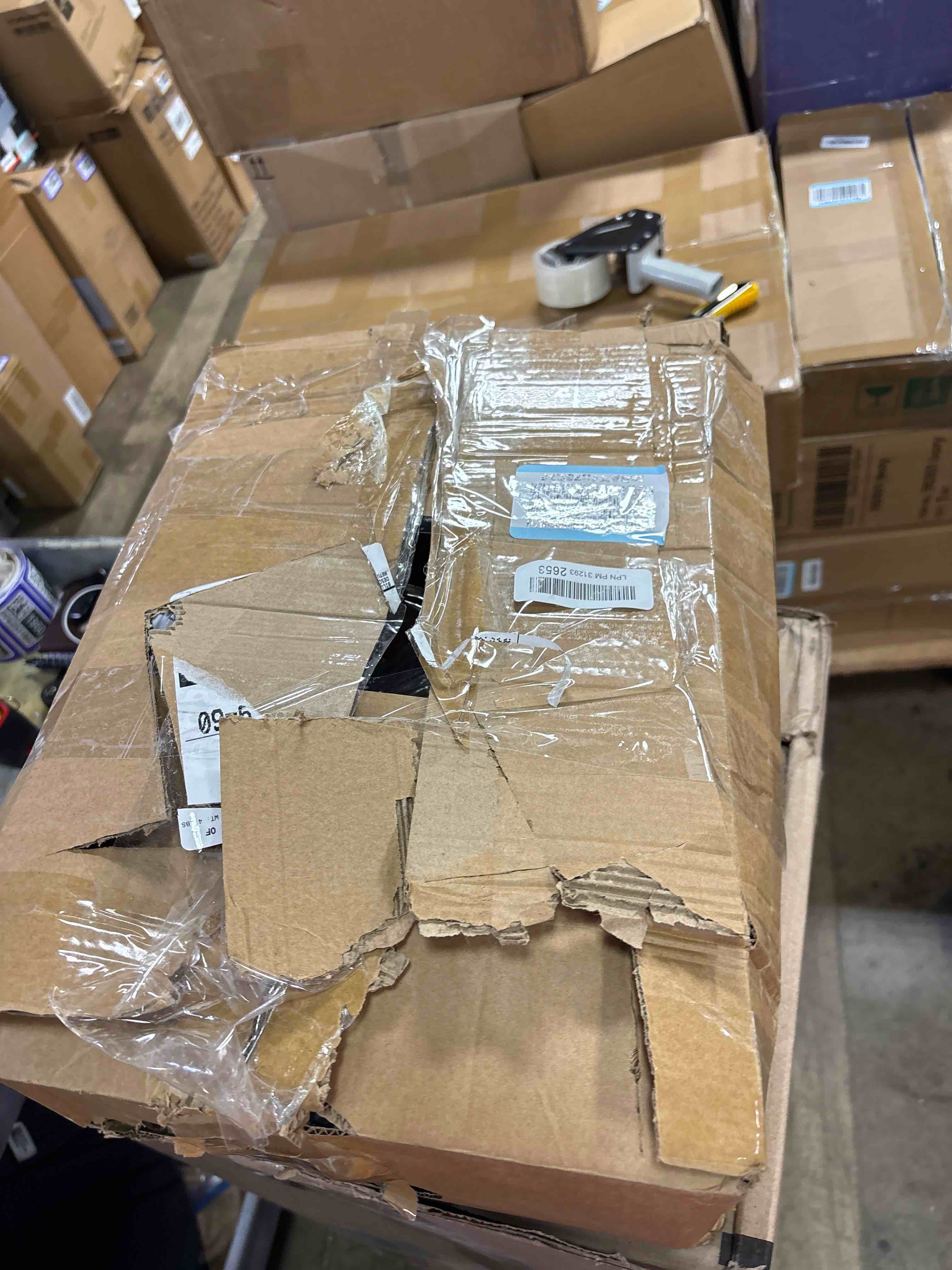 https://s3.amazonaws.com/lotting-images-prod/phillipi/PNK3528647_1758655544402.jpeg