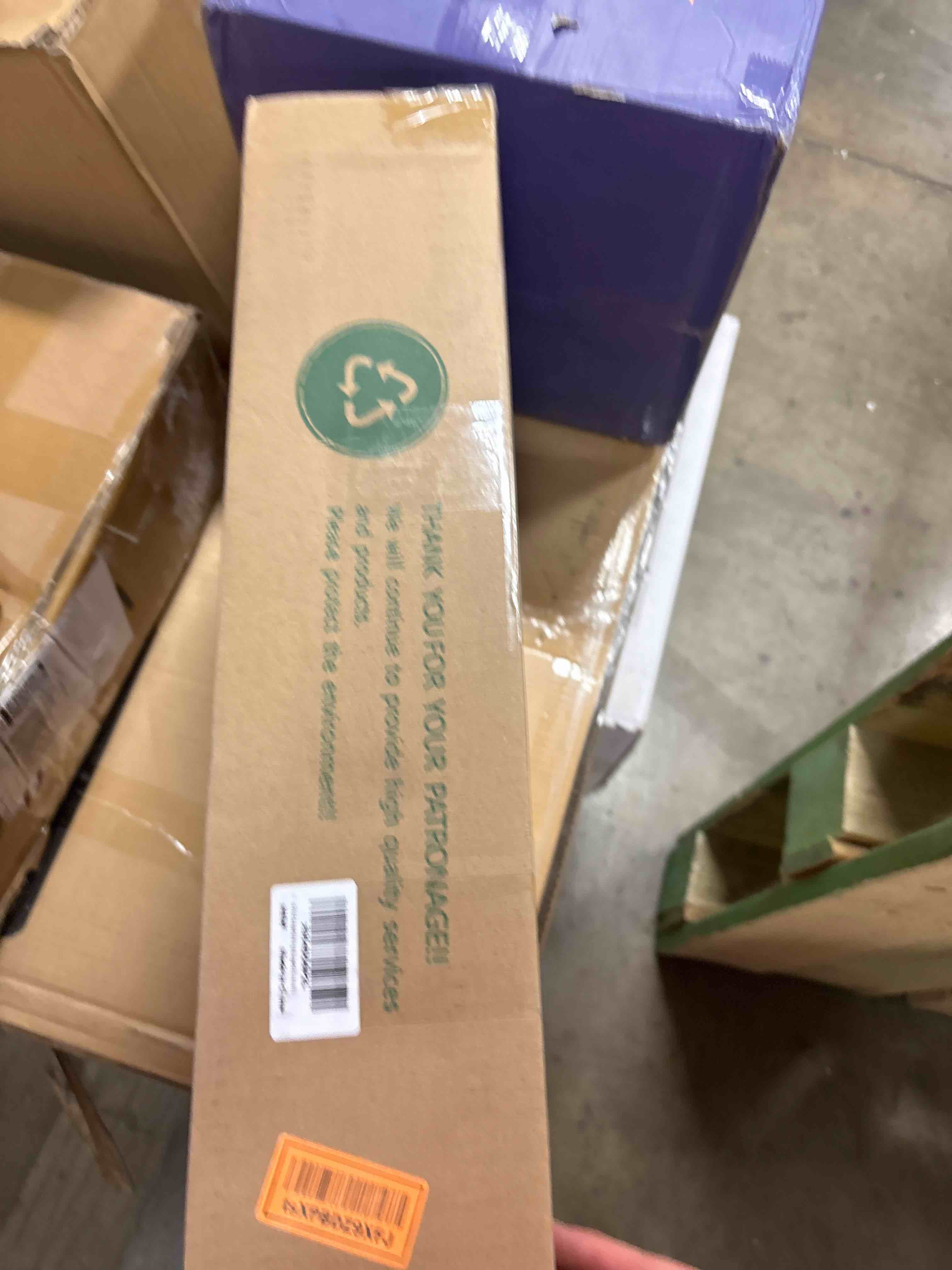 https://s3.amazonaws.com/lotting-images-prod/phillipi/PNK3528649_1758656068201.jpeg