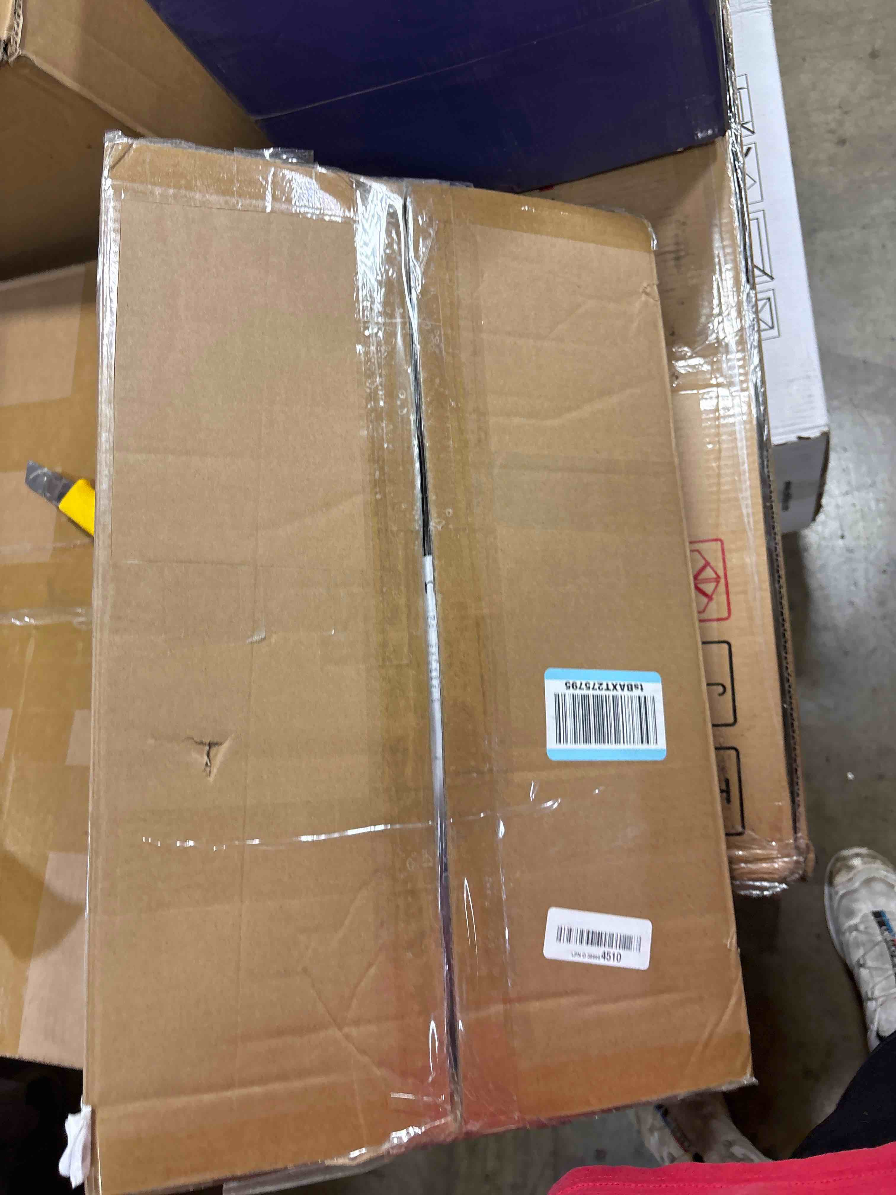 https://s3.amazonaws.com/lotting-images-prod/phillipi/PNK3528649_1758656071066.jpeg