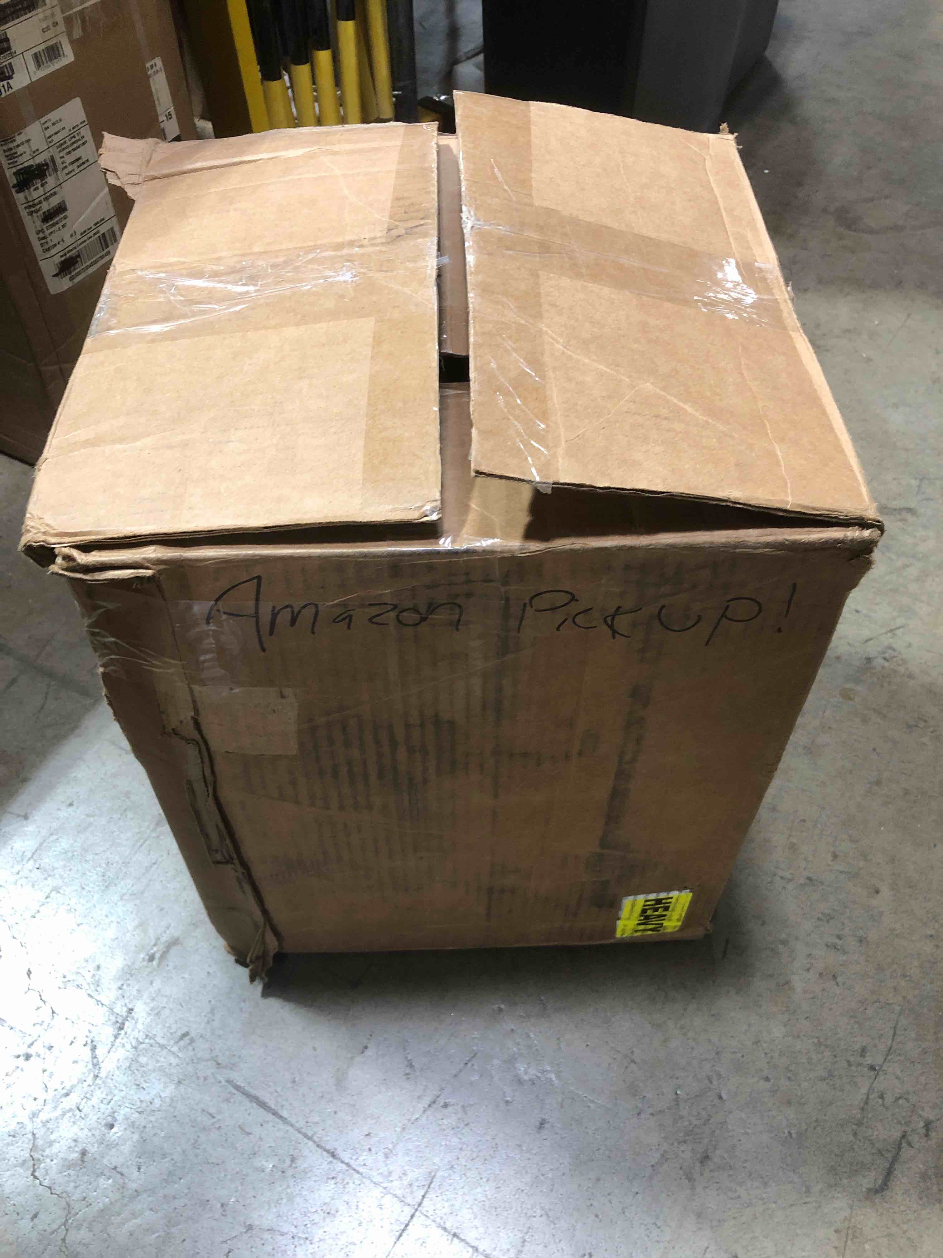https://s3.amazonaws.com/lotting-images-prod/phillipi/PNK3528696_1758653895356.jpeg