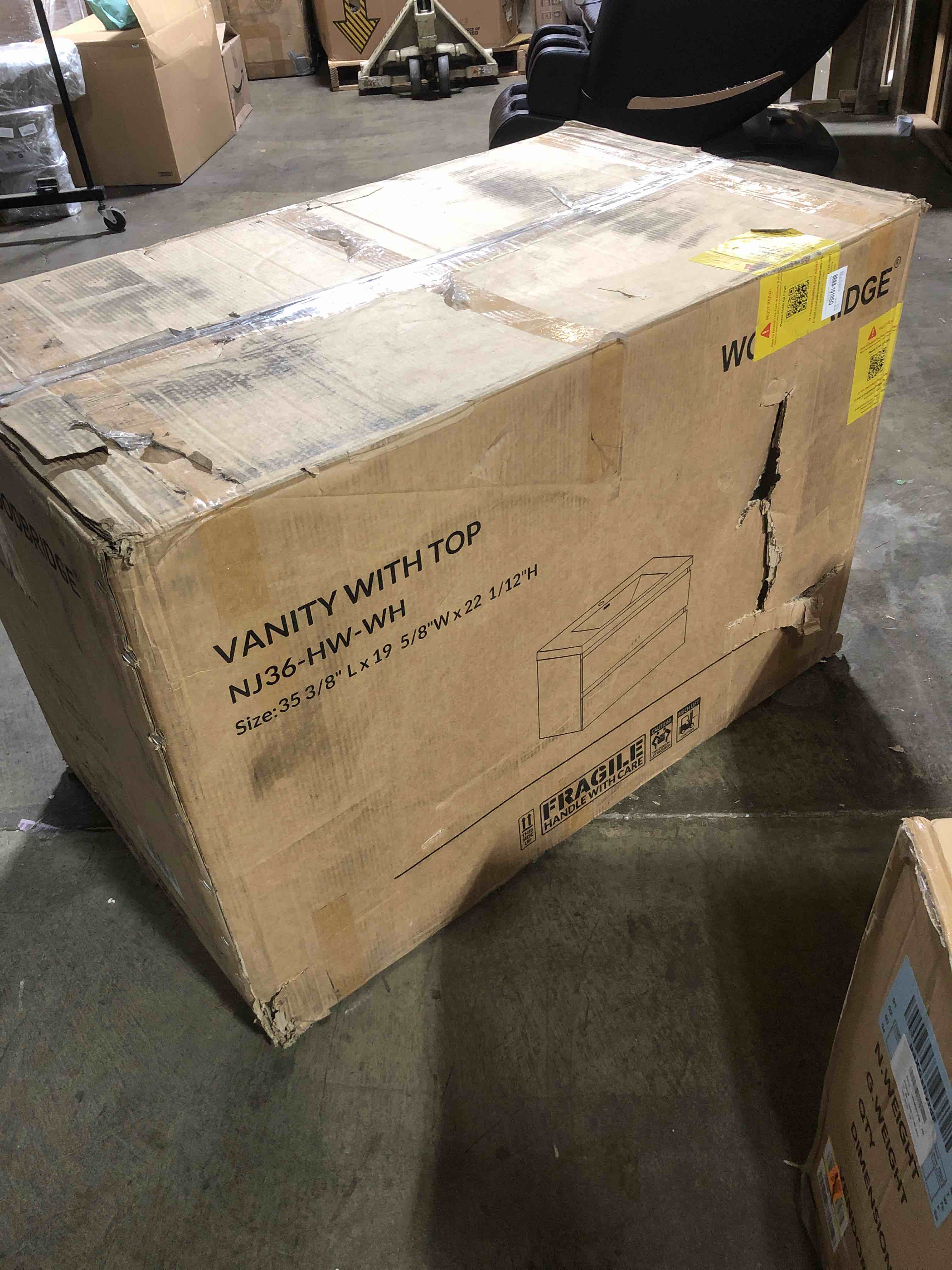 https://s3.amazonaws.com/lotting-images-prod/phillipi/PNK3528709_1758657806828.jpeg