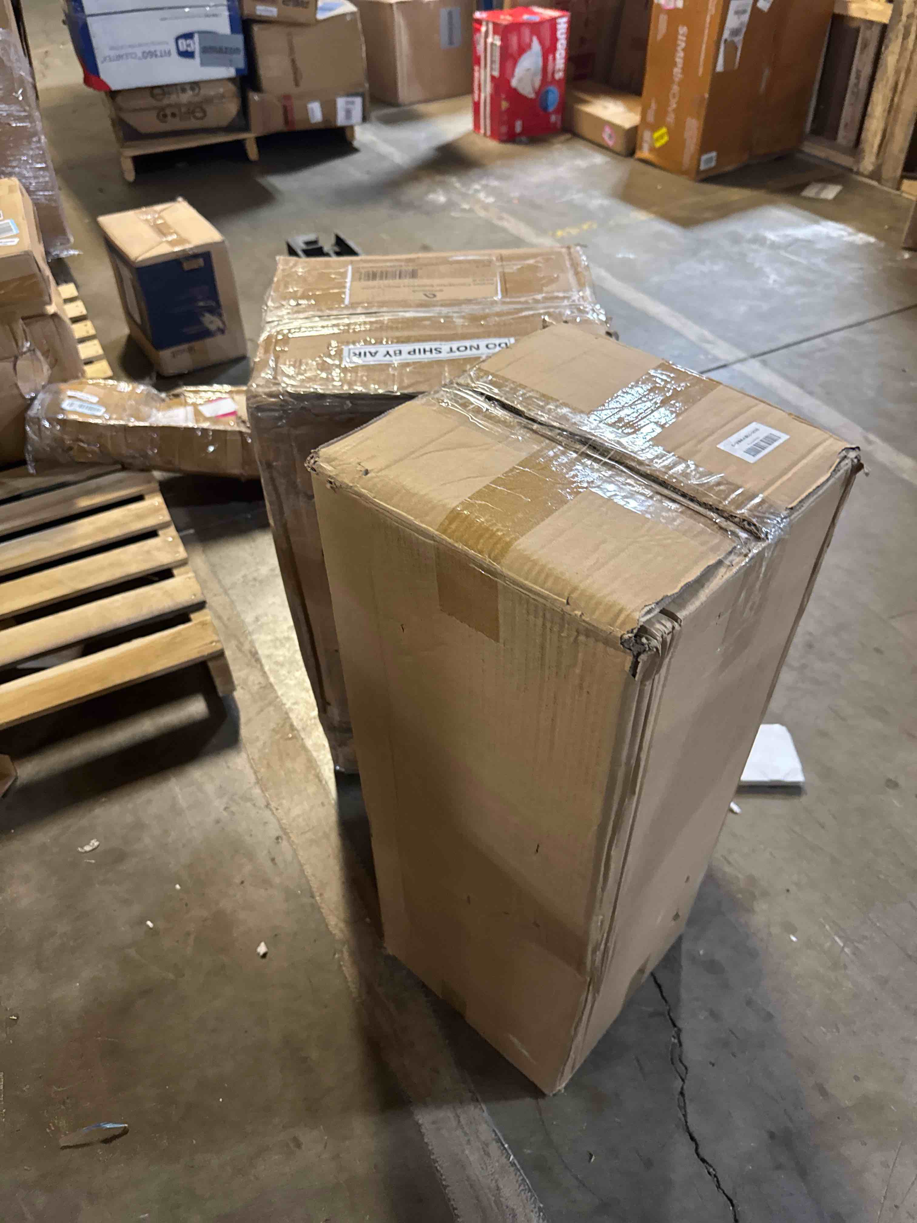 https://s3.amazonaws.com/lotting-images-prod/phillipi/PNK3528787_1759162802943.jpeg