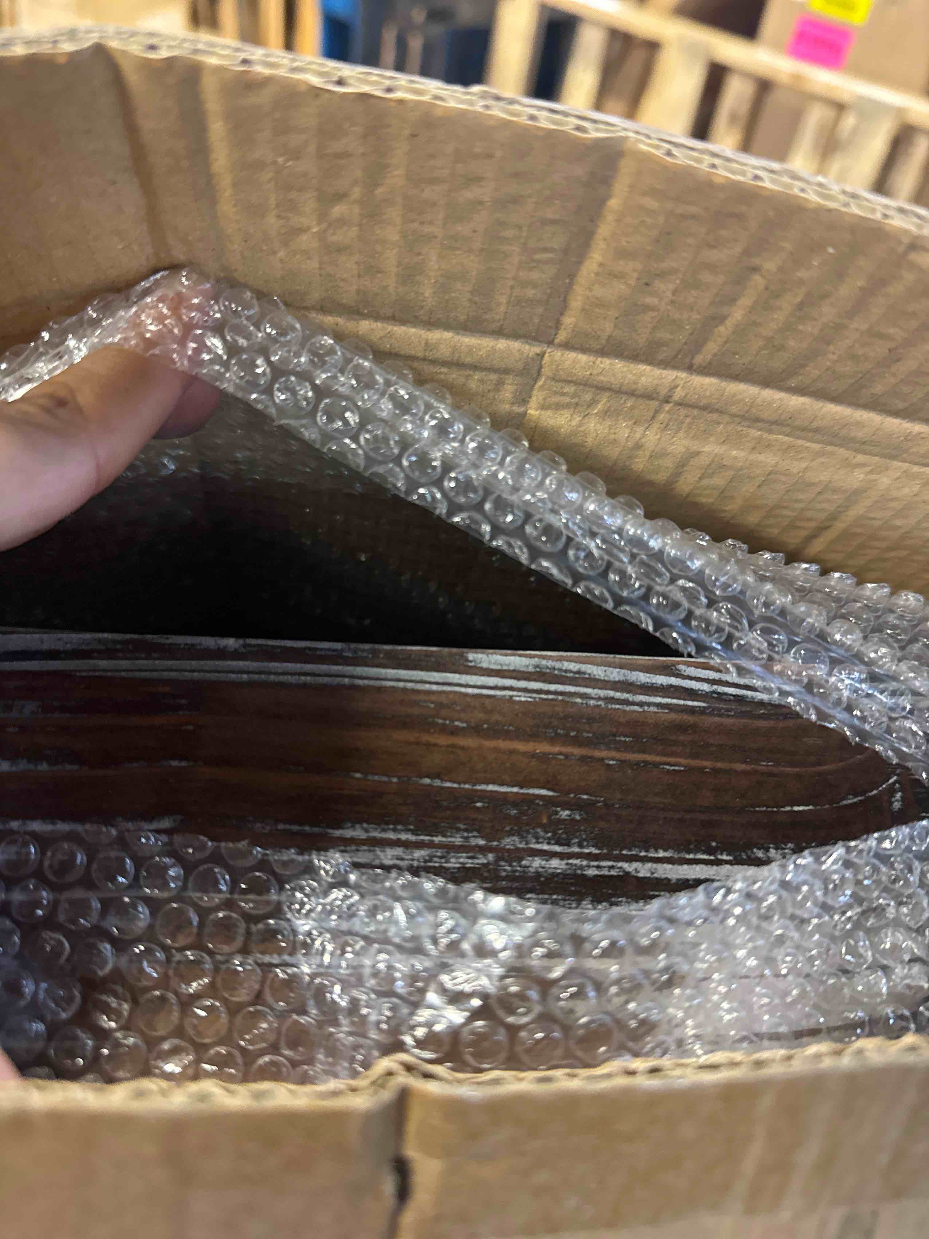 https://s3.amazonaws.com/lotting-images-prod/phillipi/PNK3528827_1759167093395.jpeg