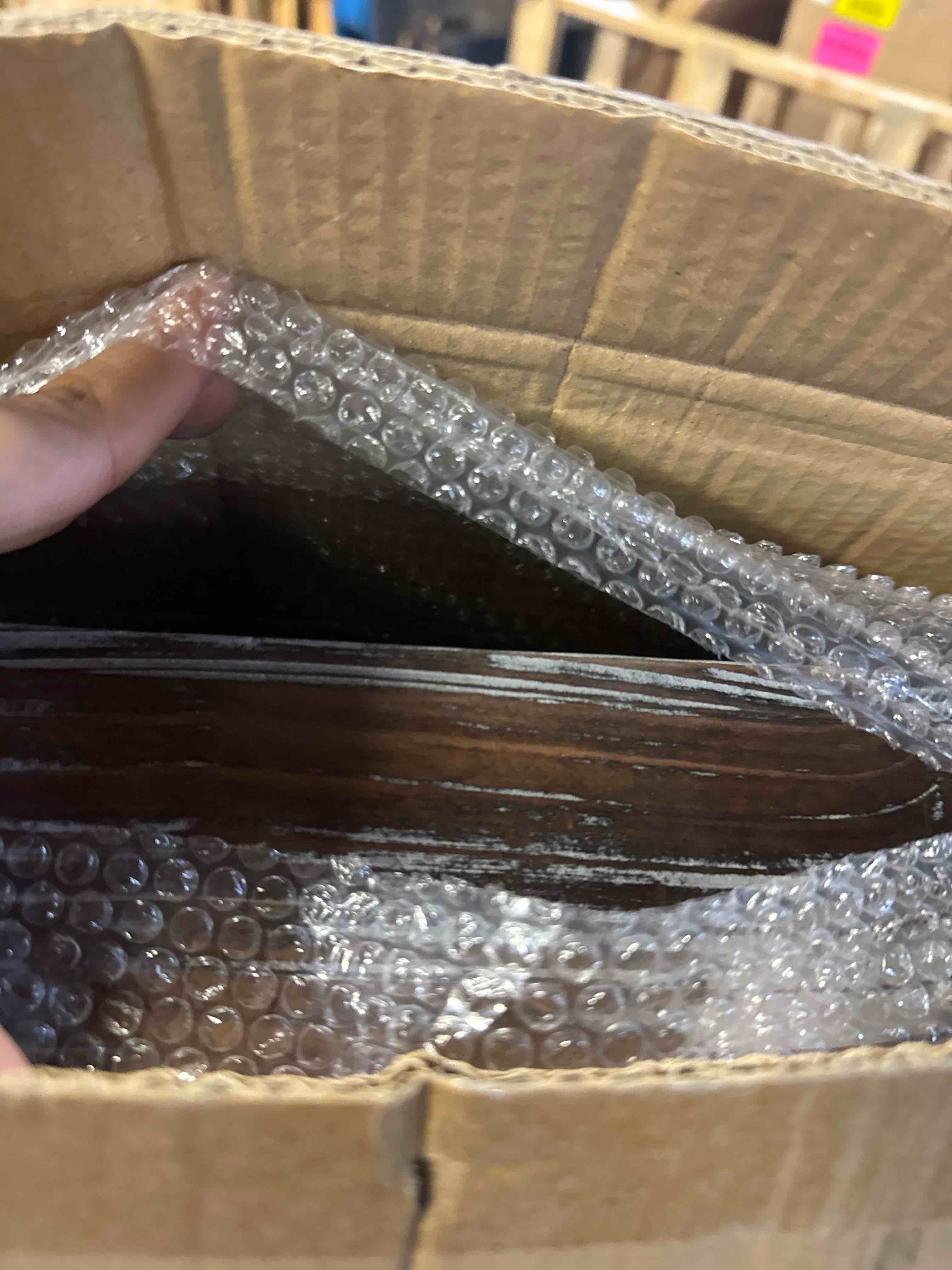 https://s3.amazonaws.com/lotting-images-prod/phillipi/PNK3528827_1759167094204.jpeg