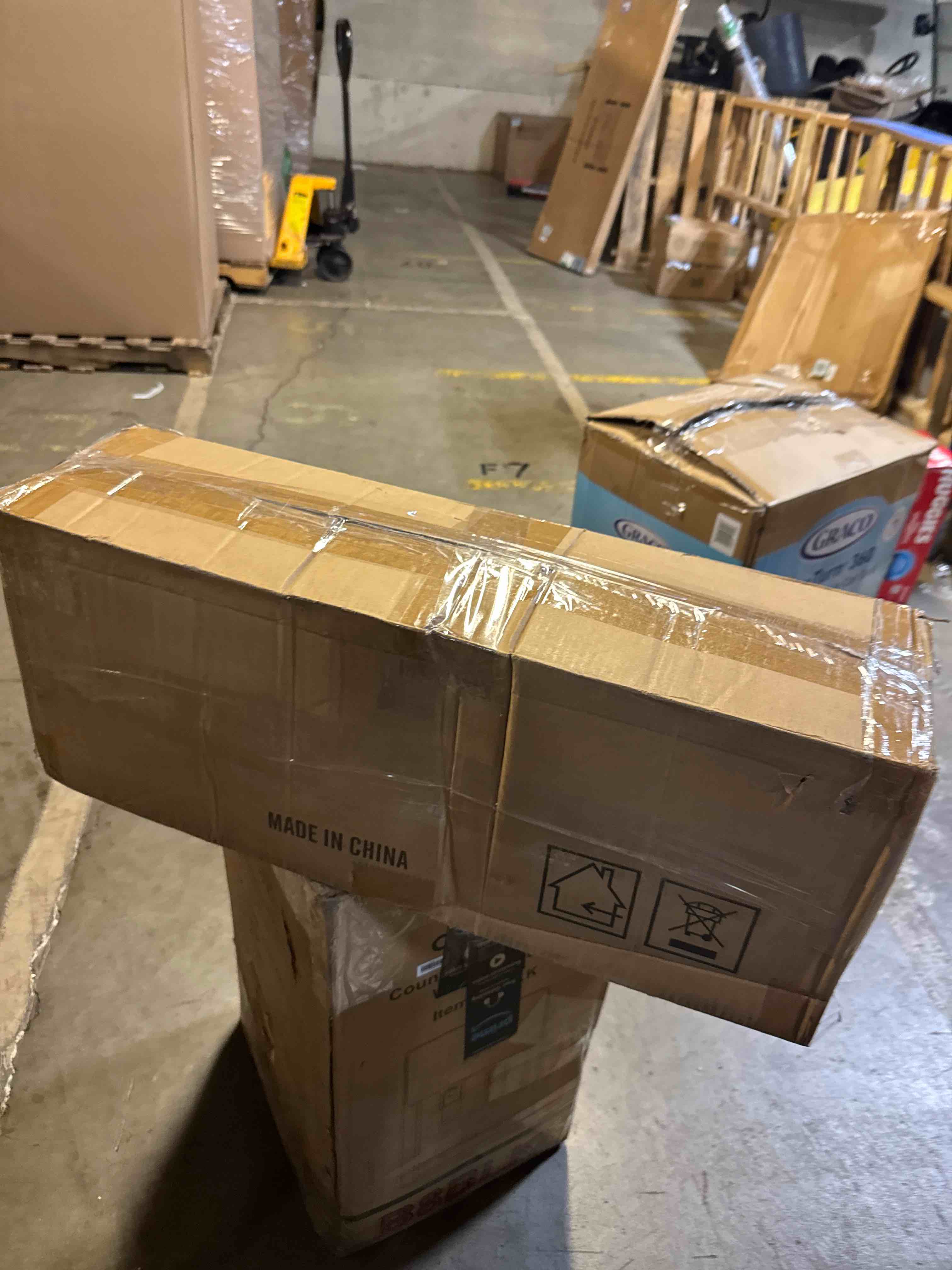 https://s3.amazonaws.com/lotting-images-prod/phillipi/PNK3528834_1759168001700.jpeg