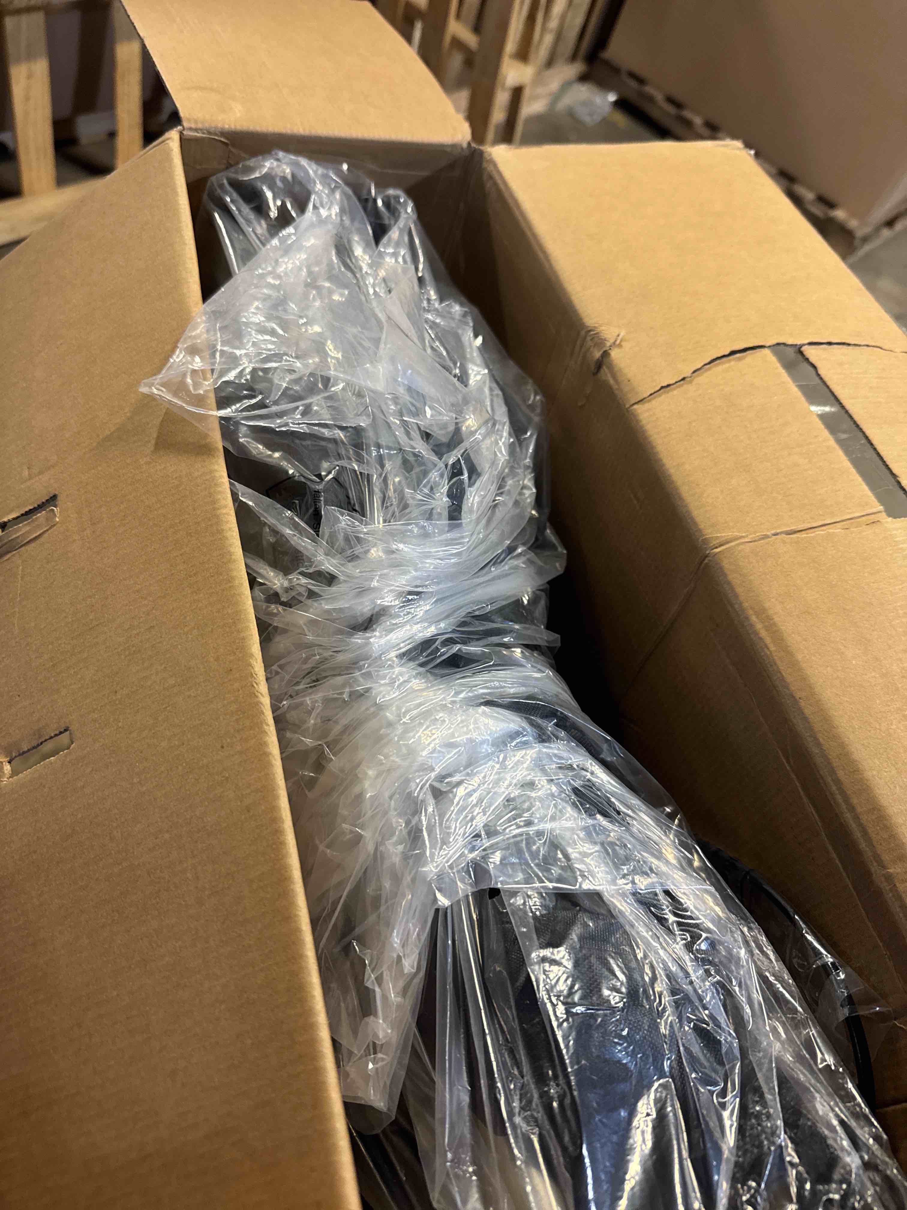 https://s3.amazonaws.com/lotting-images-prod/phillipi/PNK3528835_1759167903167.jpeg