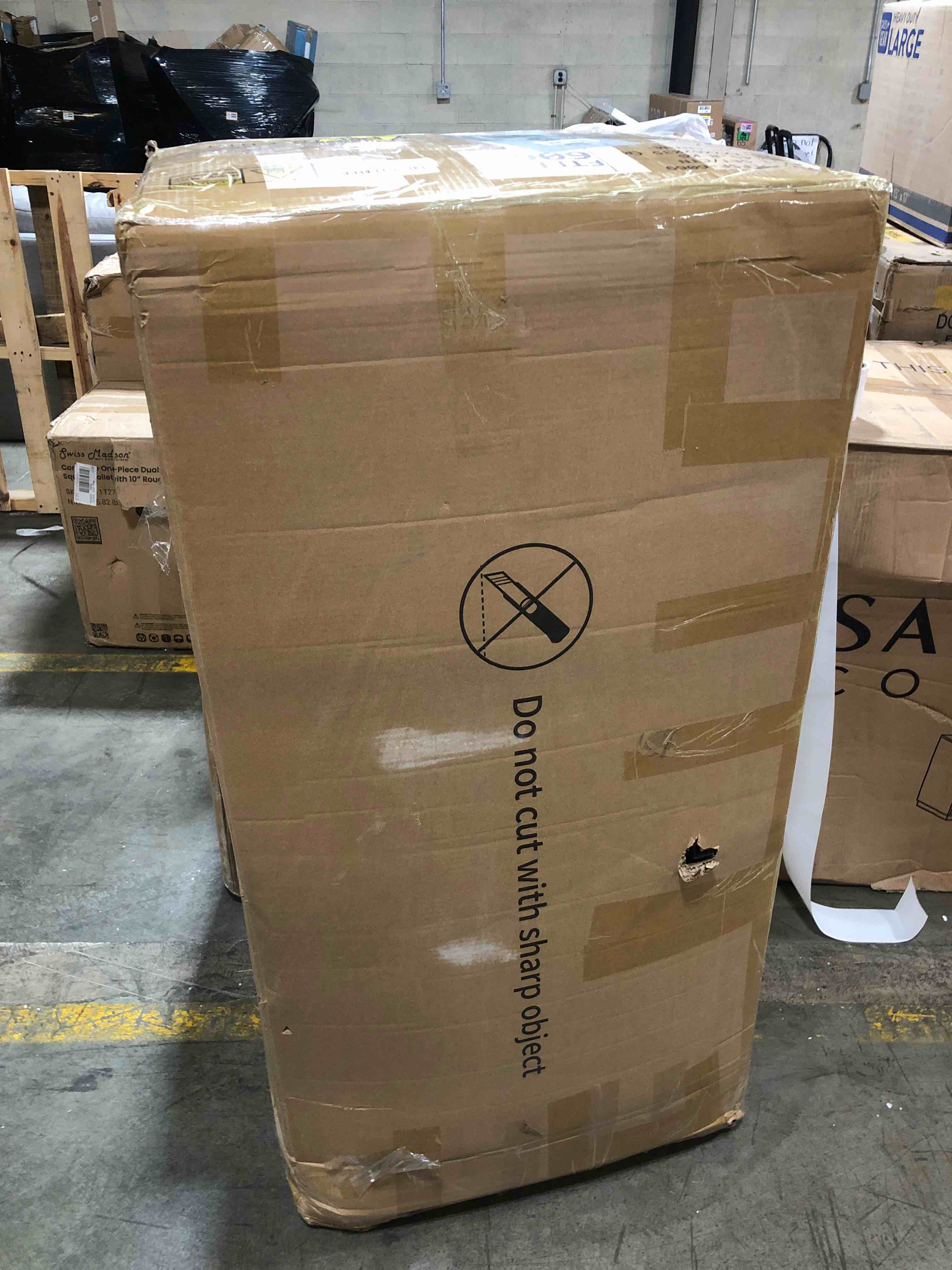 https://s3.amazonaws.com/lotting-images-prod/phillipi/PNK3528862_1759254010132.jpeg