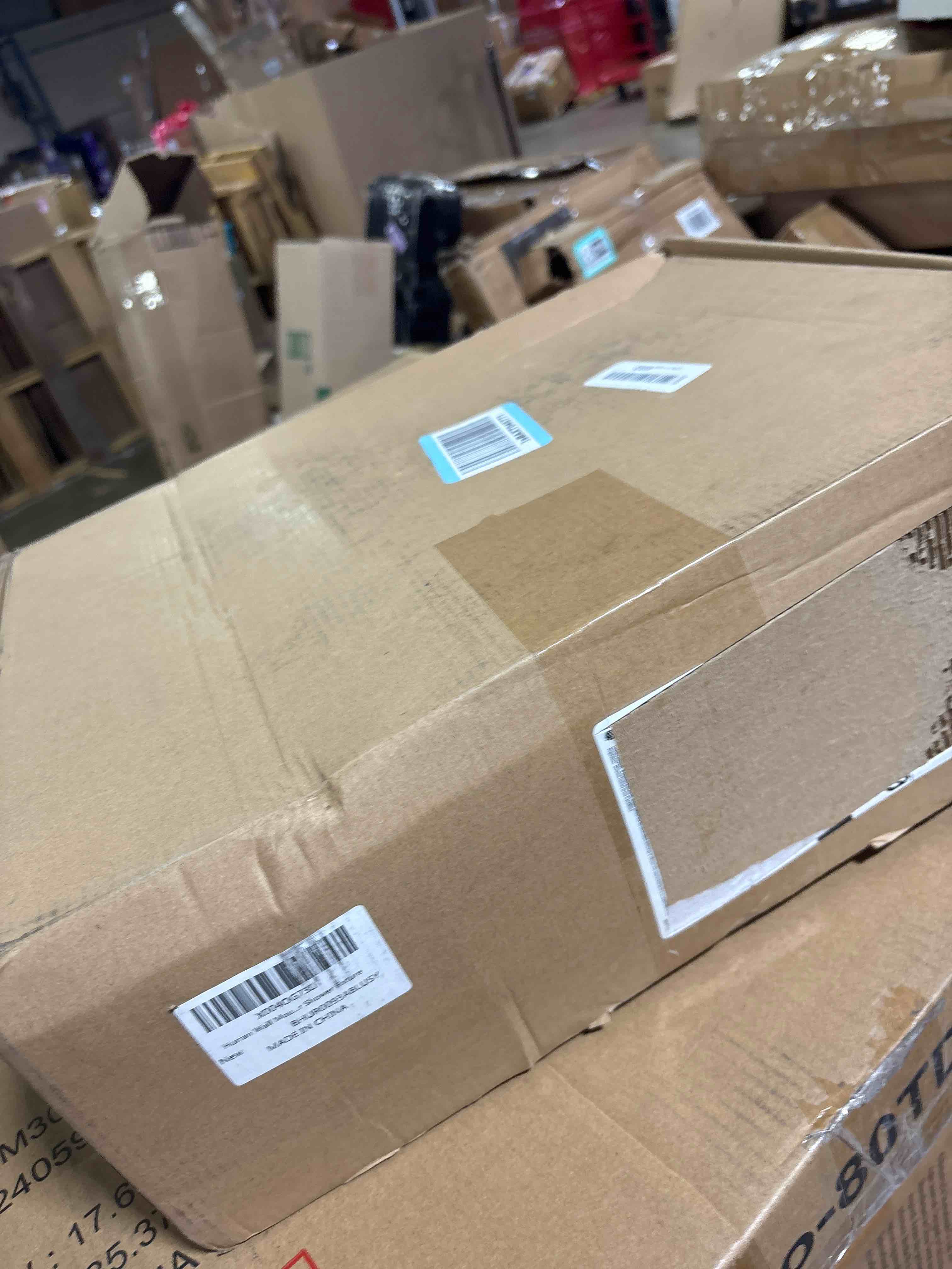 https://s3.amazonaws.com/lotting-images-prod/phillipi/PNK3528933_1759774679812.jpeg