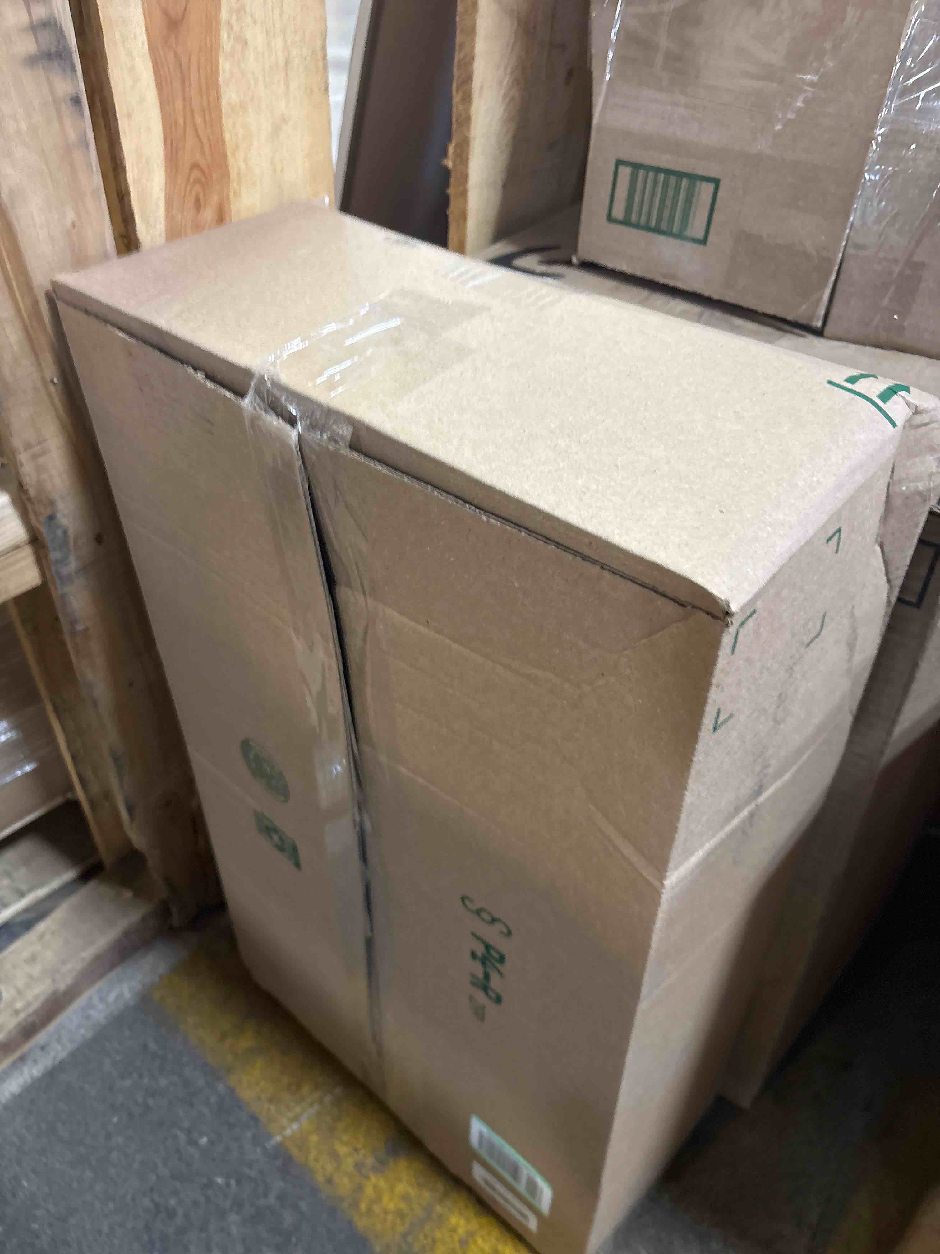 https://s3.amazonaws.com/lotting-images-prod/phillipi/PNK3528993_1760462140275.jpeg