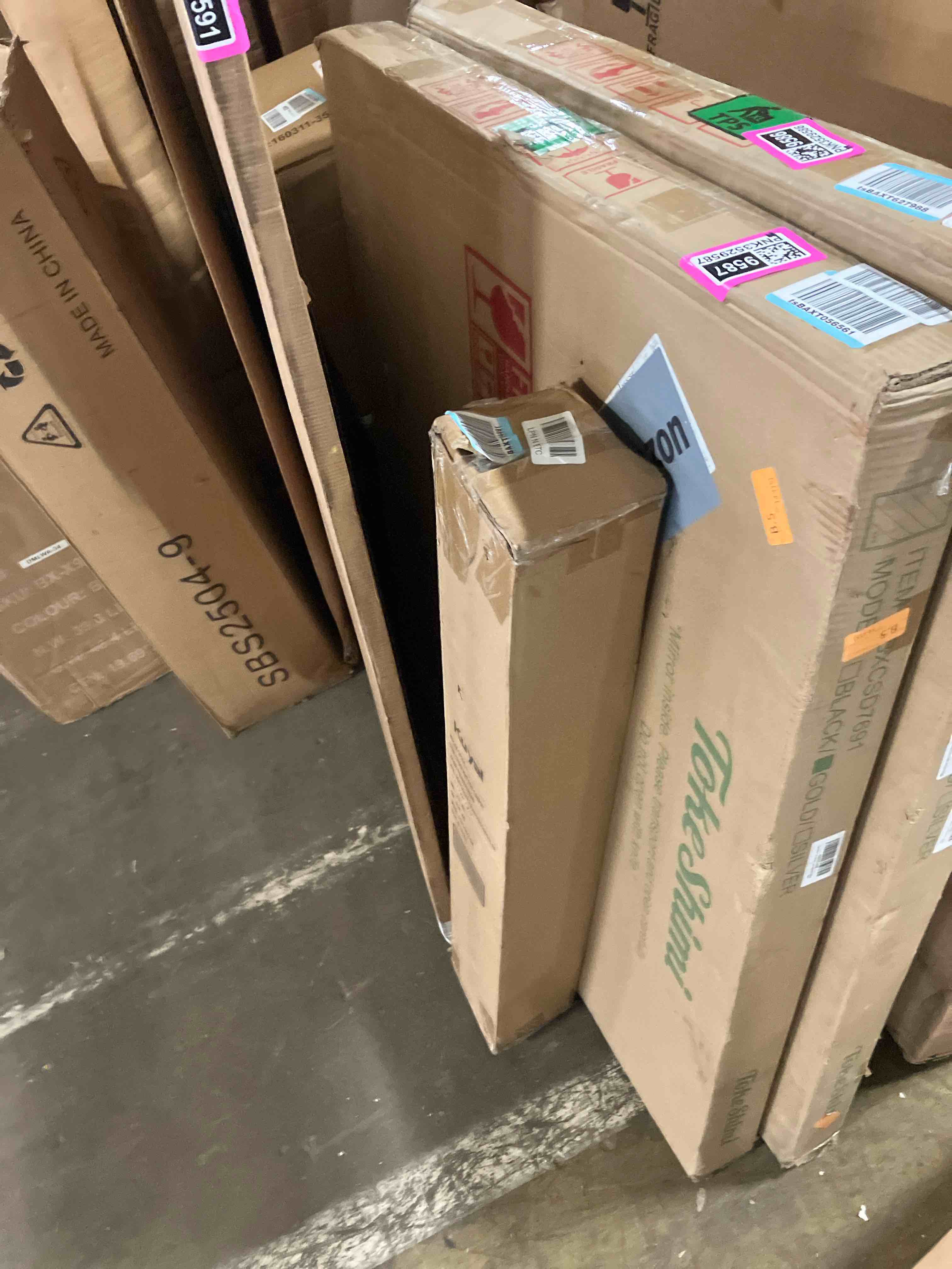 https://s3.amazonaws.com/lotting-images-prod/phillipi/PNK3529583_1748981970871.jpeg