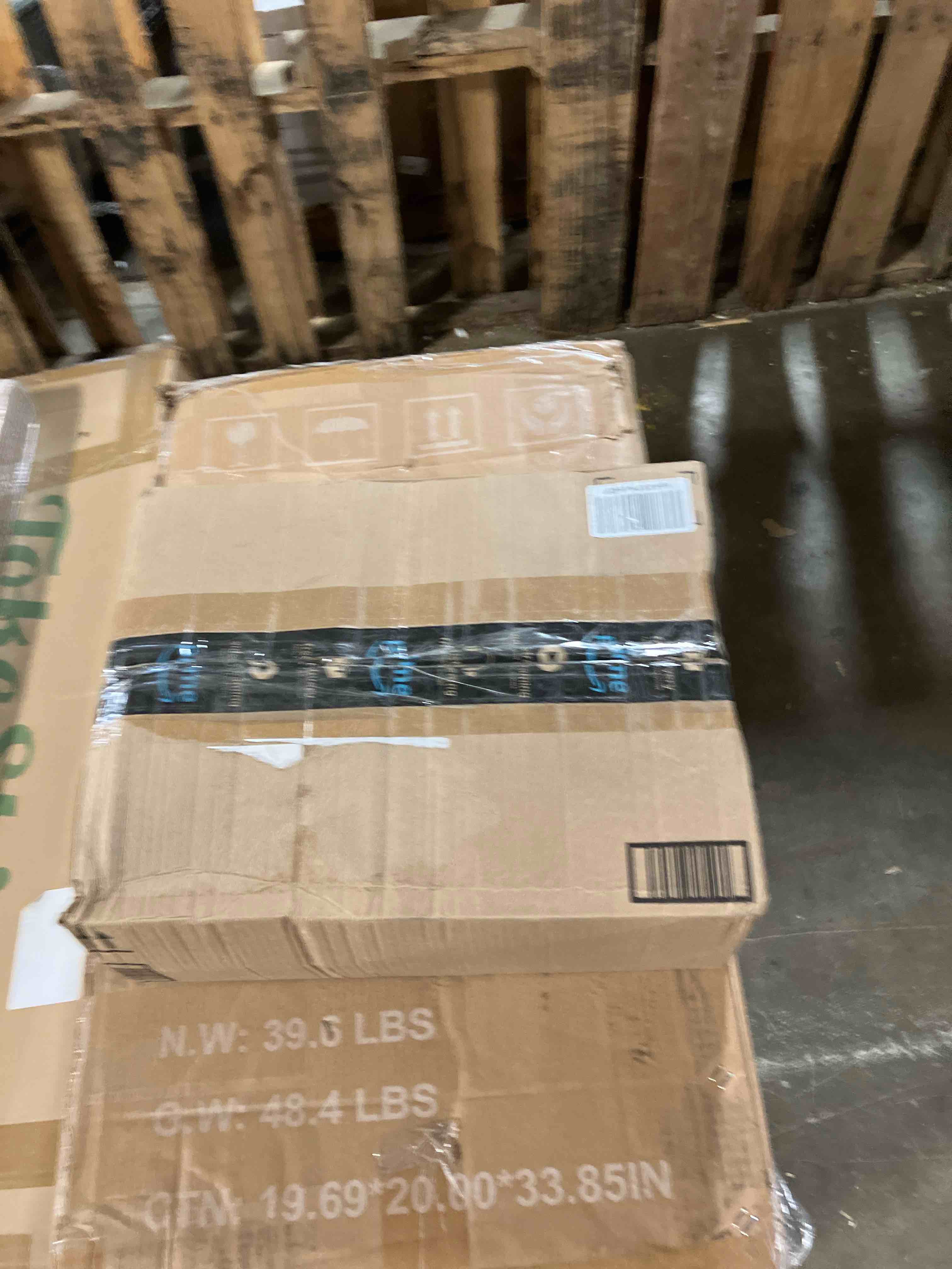 https://s3.amazonaws.com/lotting-images-prod/phillipi/PNK3529589_1748981177950.jpeg