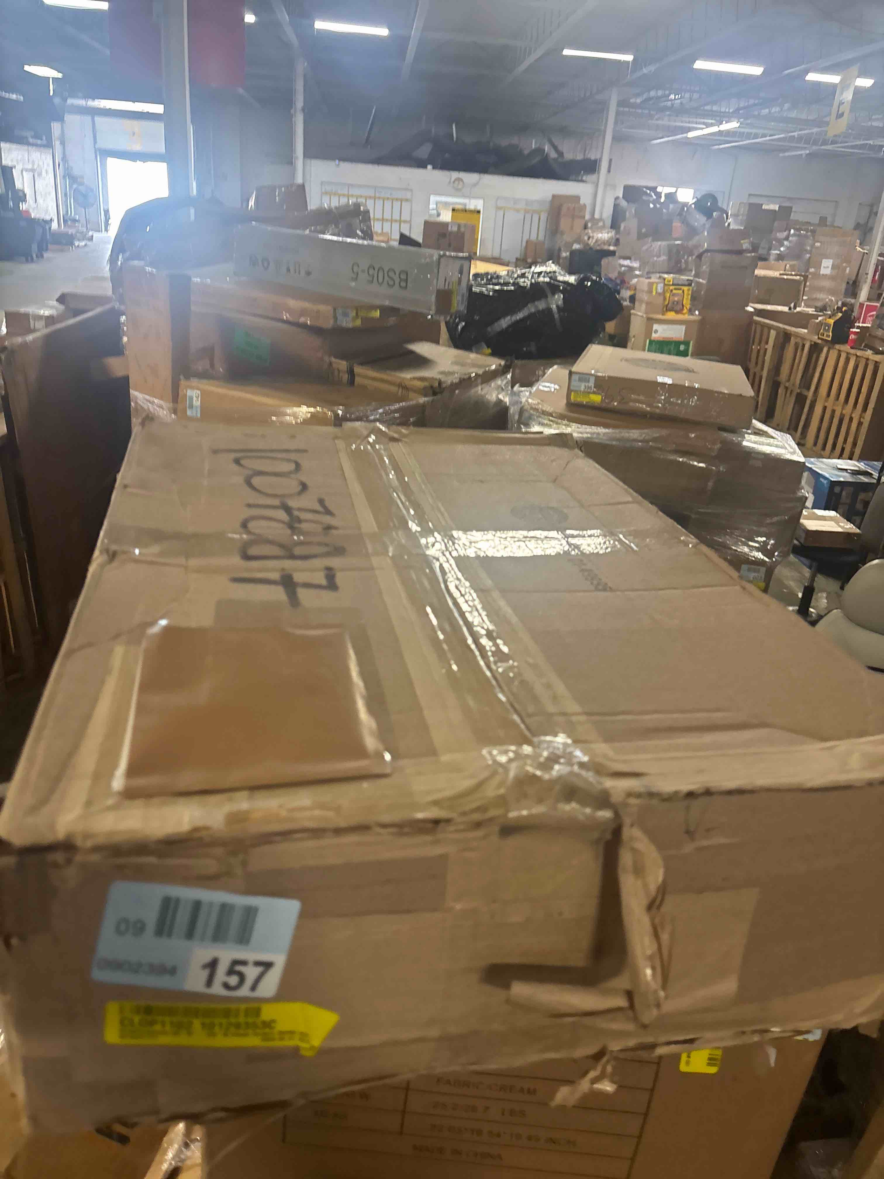 https://s3.amazonaws.com/lotting-images-prod/phillipi/PNK3529736_1749056357716.jpeg