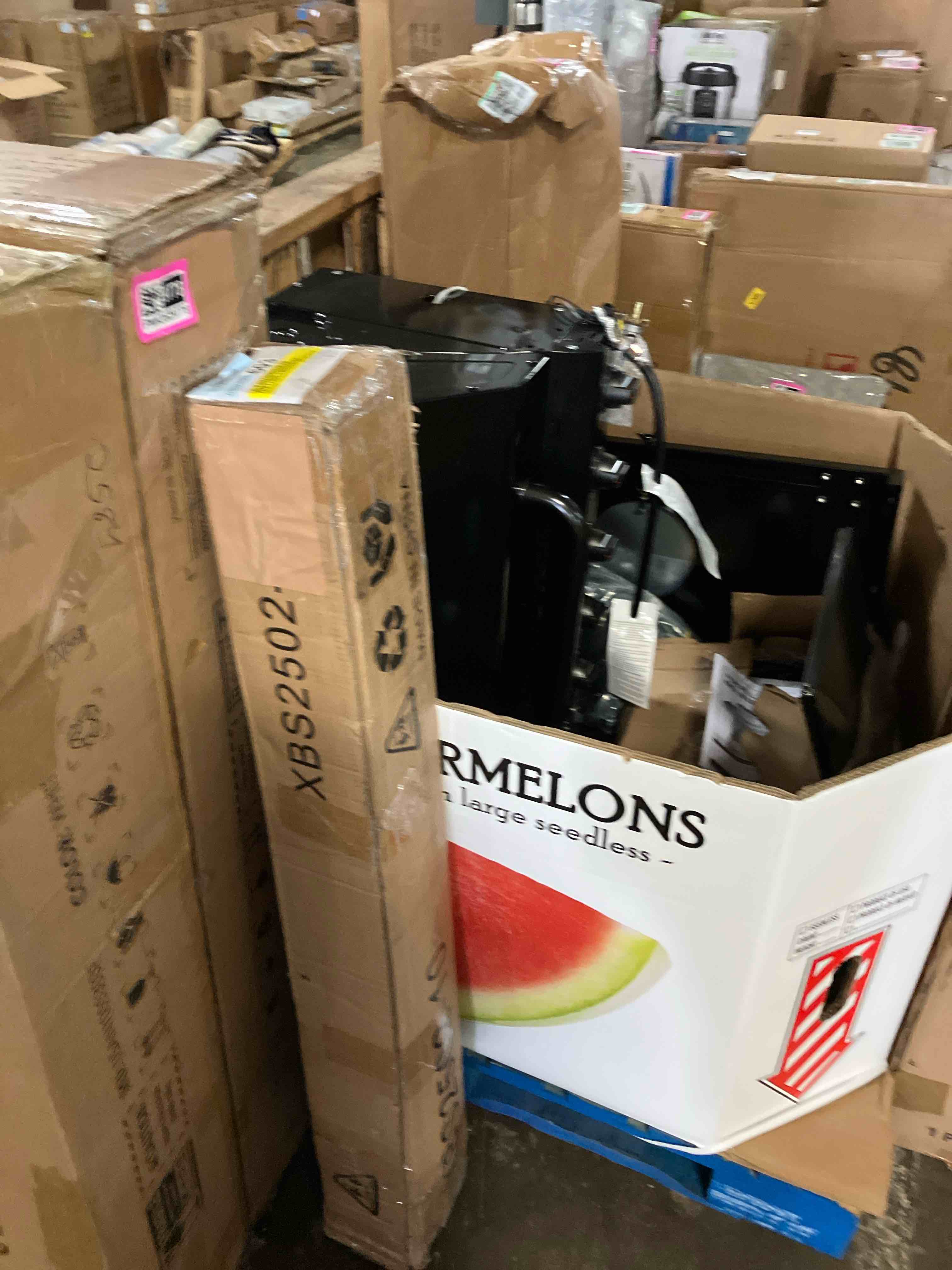 https://s3.amazonaws.com/lotting-images-prod/phillipi/PNK3529776_1749053365850.jpeg