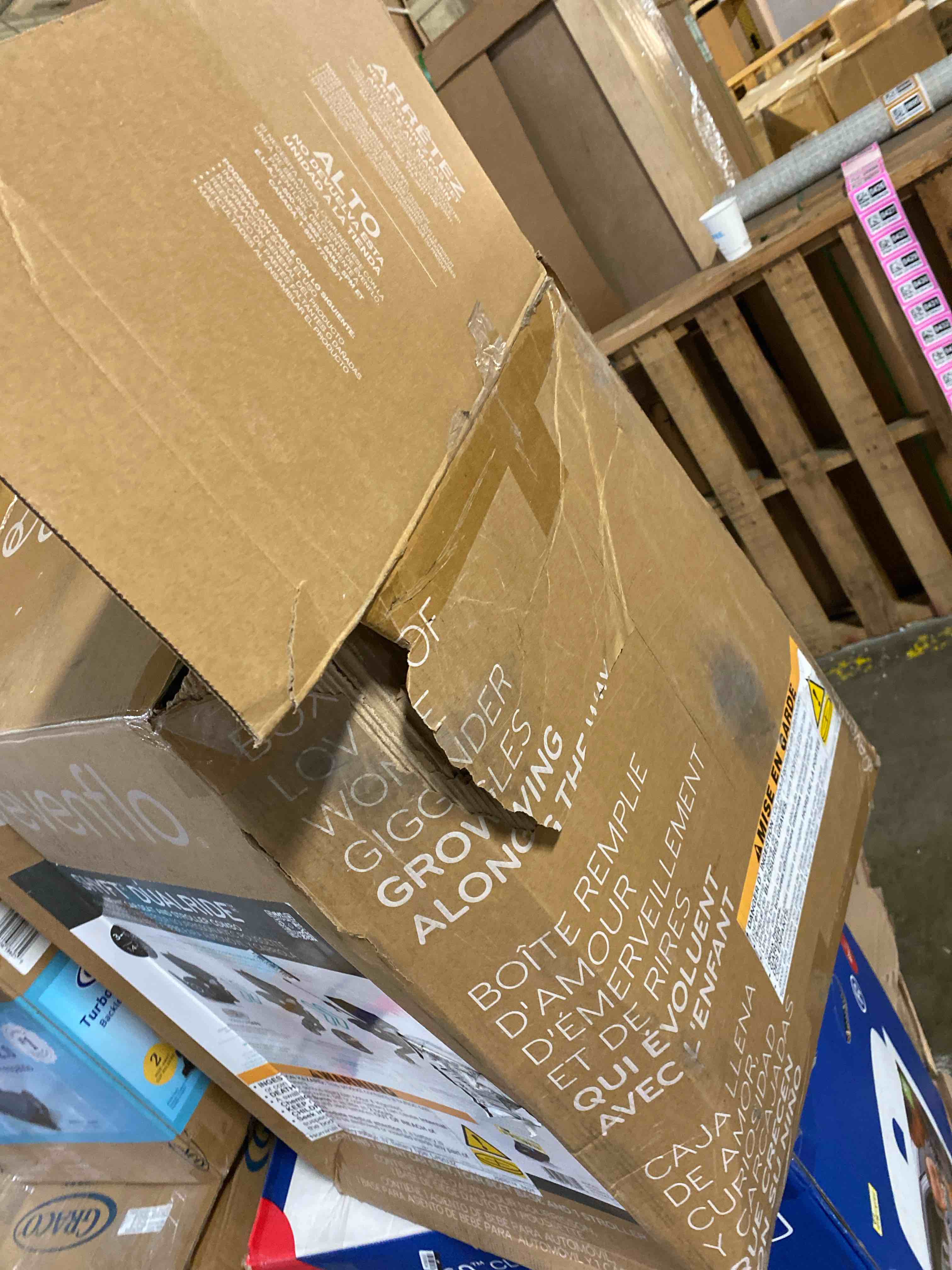 https://s3.amazonaws.com/lotting-images-prod/phillipi/PNK3530435_1749558730033.jpeg