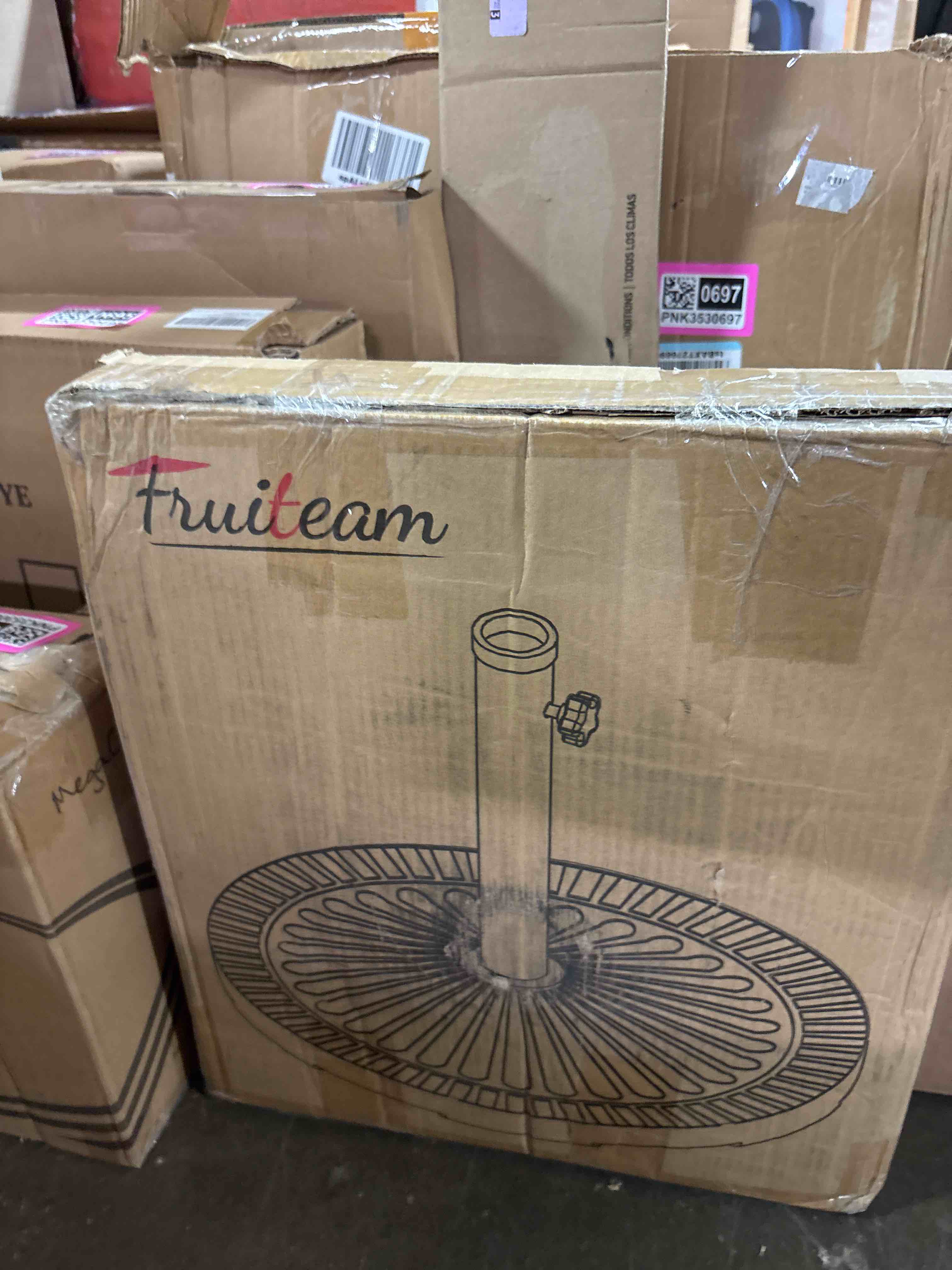 https://s3.amazonaws.com/lotting-images-prod/phillipi/PNK3530686_1749756648363.jpeg