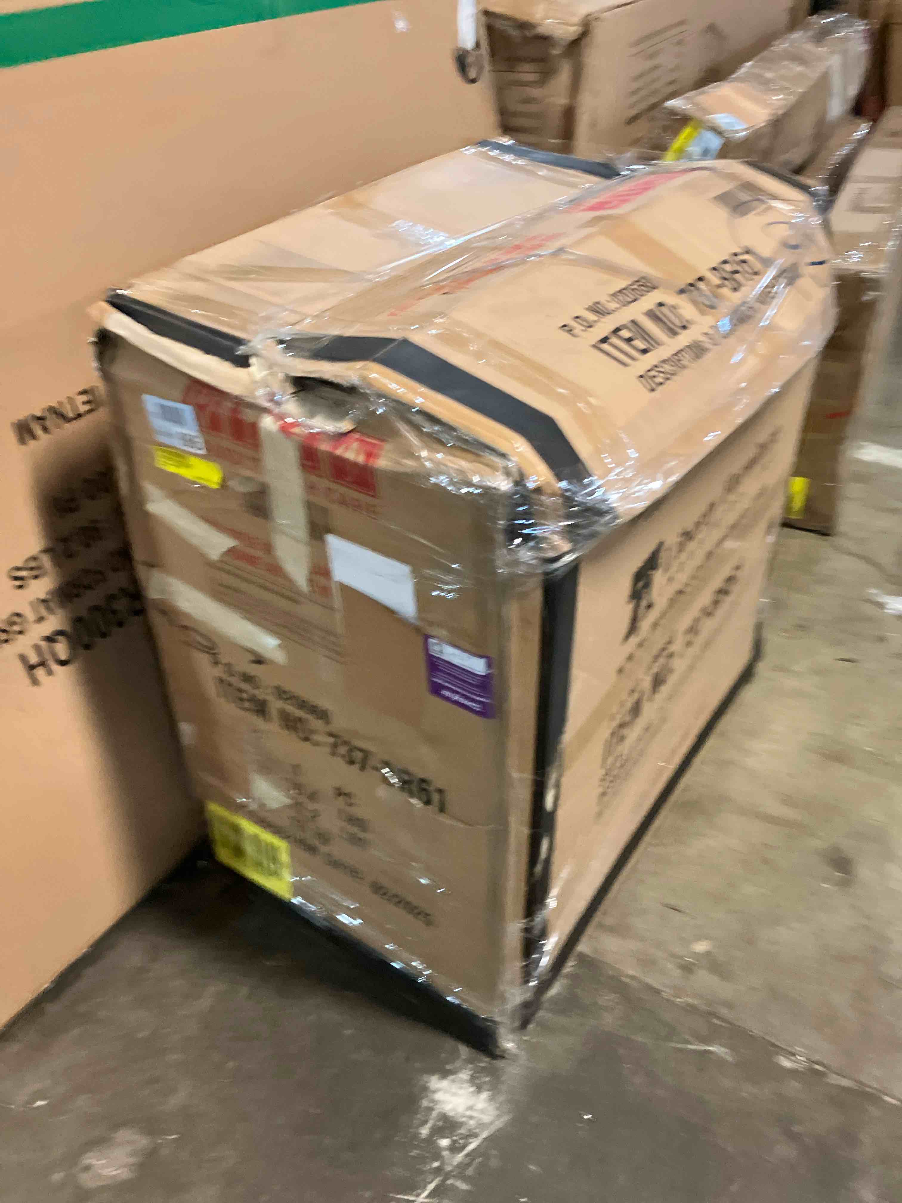 https://s3.amazonaws.com/lotting-images-prod/phillipi/PNK3530764_1751405617750.jpeg
