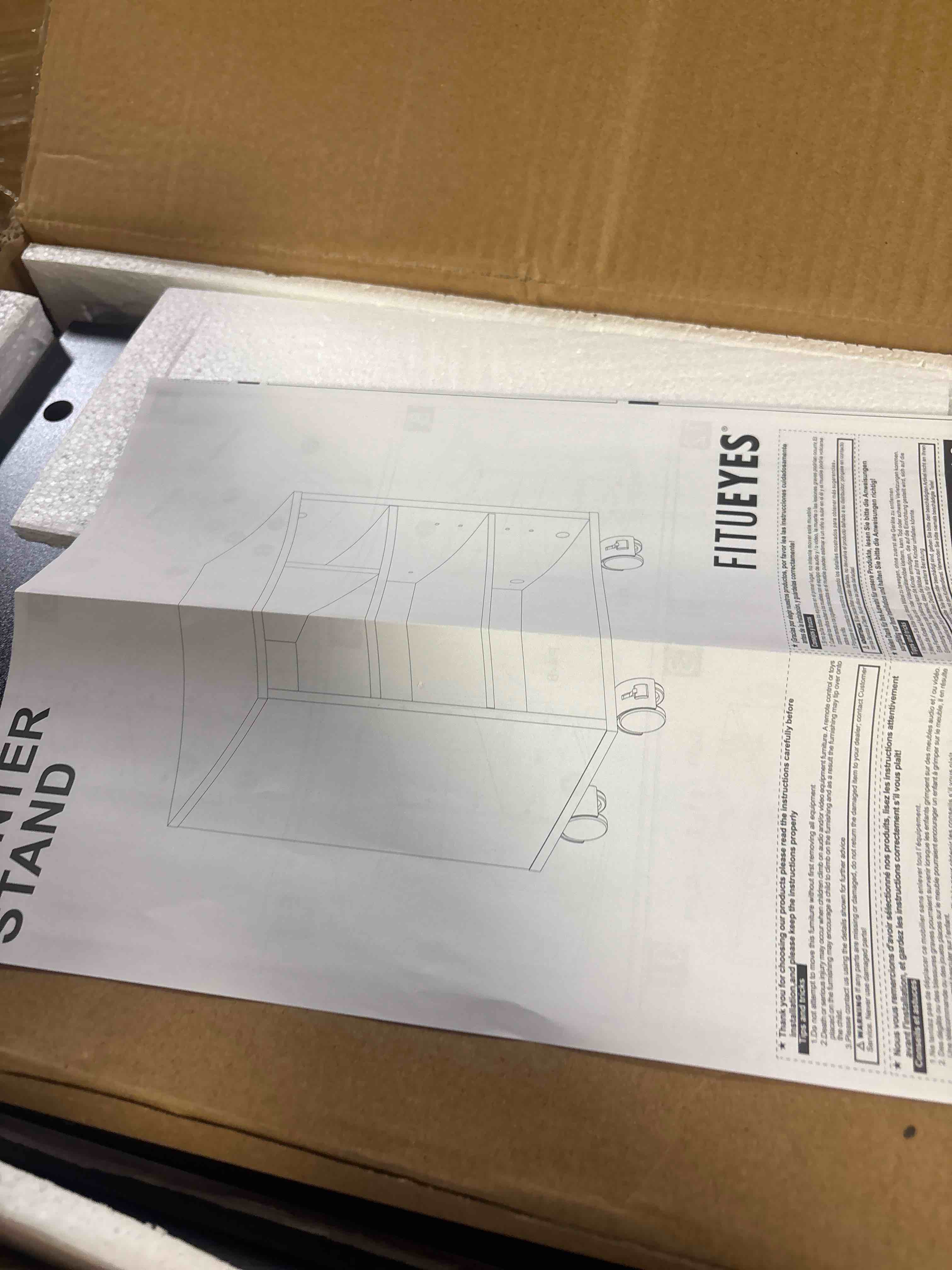 https://s3.amazonaws.com/lotting-images-prod/phillipi/PNK3531028_1749826689760.jpeg