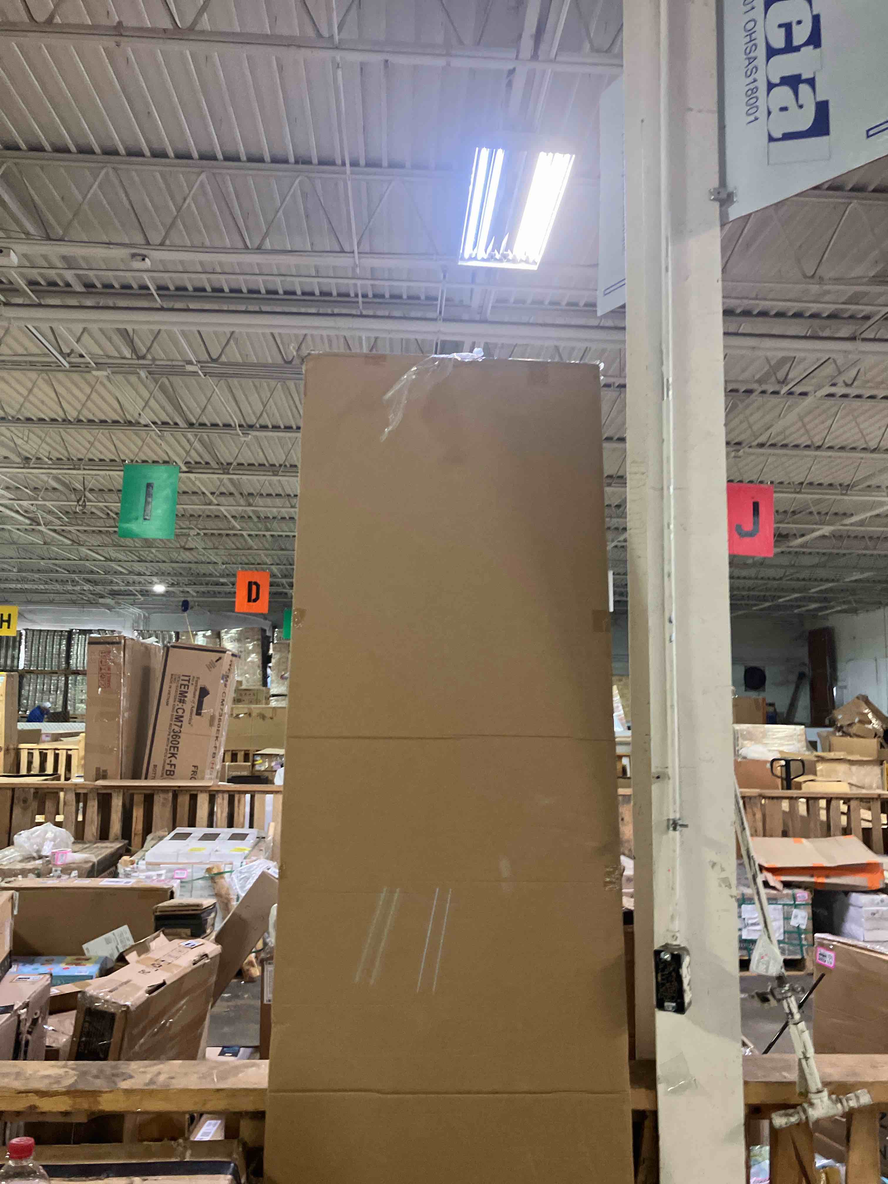 https://s3.amazonaws.com/lotting-images-prod/phillipi/PNK3531999_1756318111052.jpeg