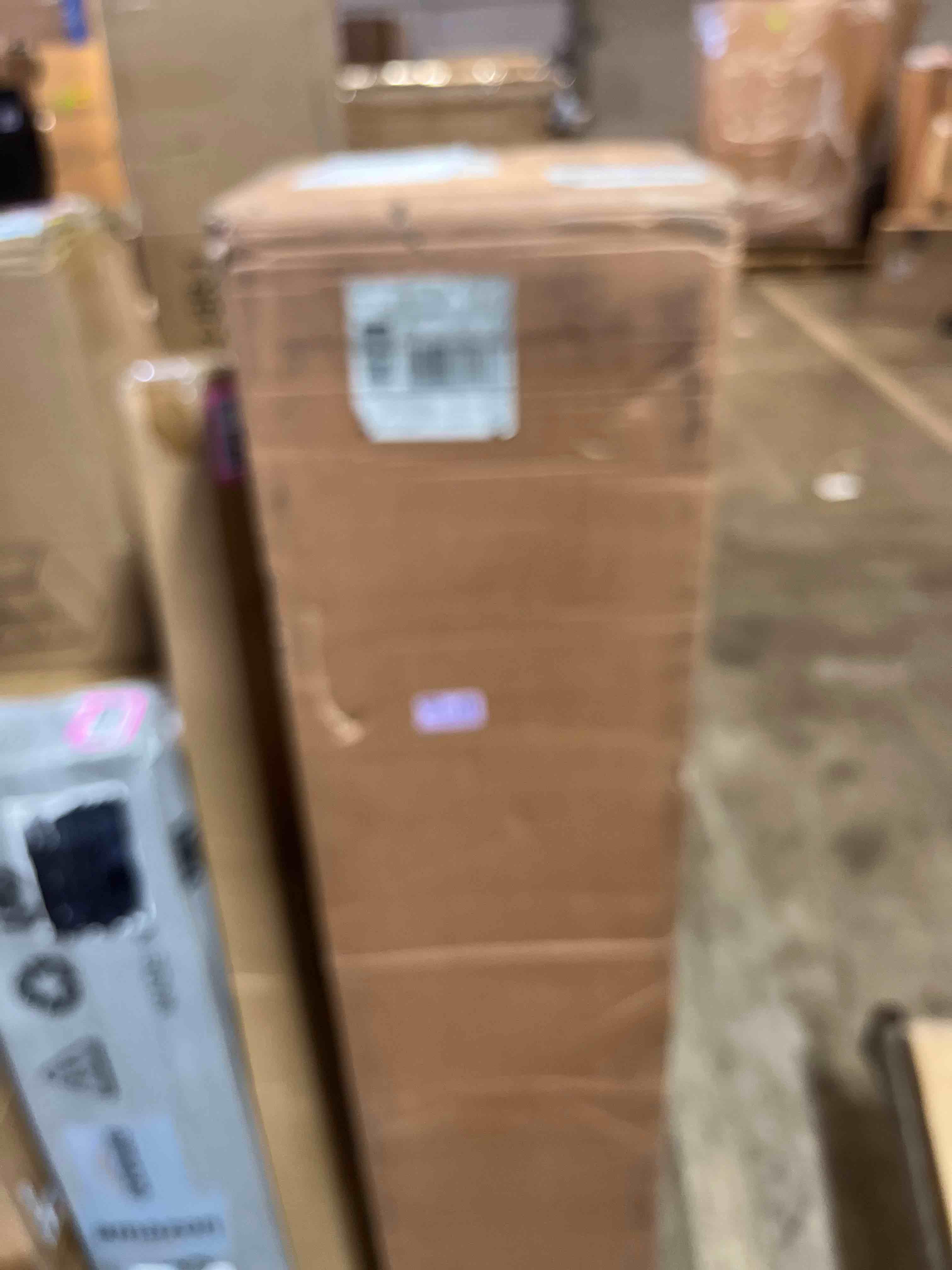 https://s3.amazonaws.com/lotting-images-prod/phillipi/PNK3532455_1750955817116.jpeg