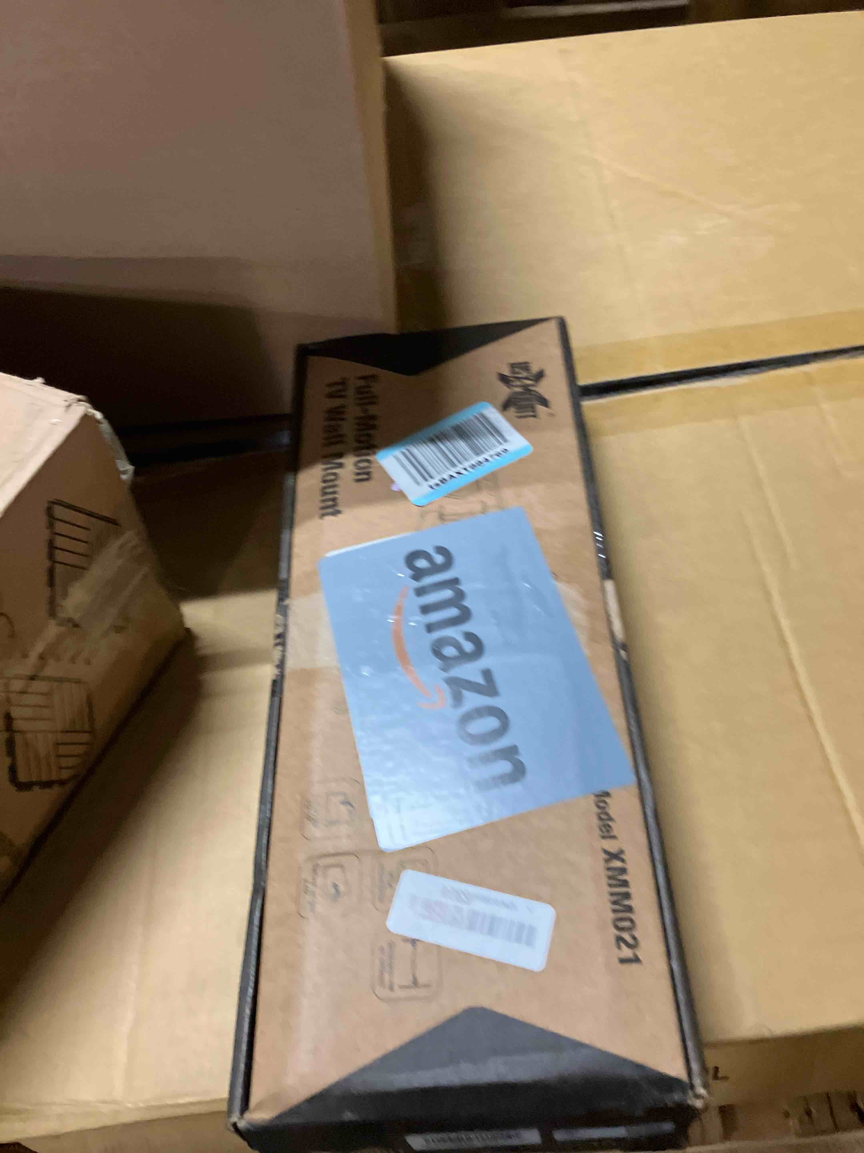 https://s3.amazonaws.com/lotting-images-prod/phillipi/PNK3532498_1750962148293.jpeg