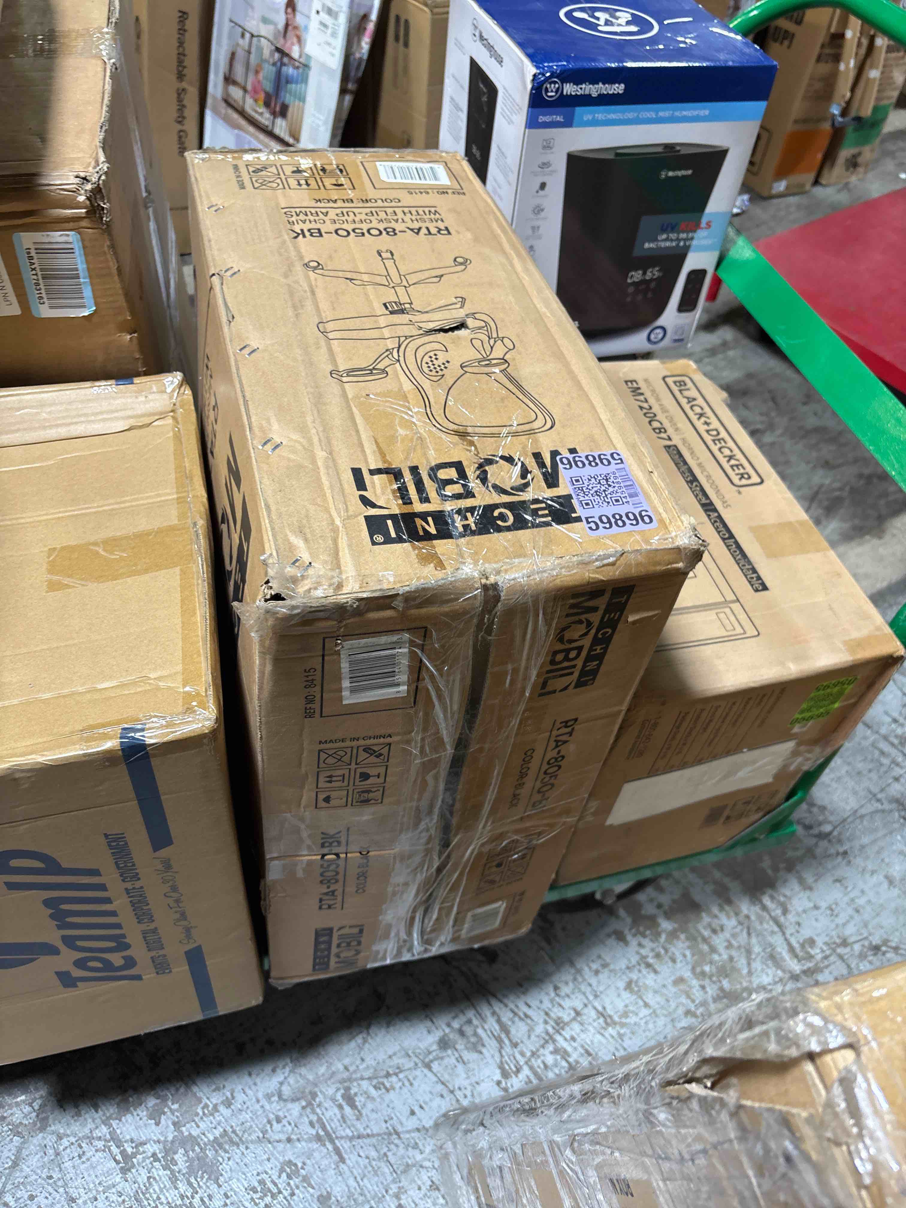 https://s3.amazonaws.com/lotting-images-prod/phillipi/PNK3532705_1751474049438.jpeg