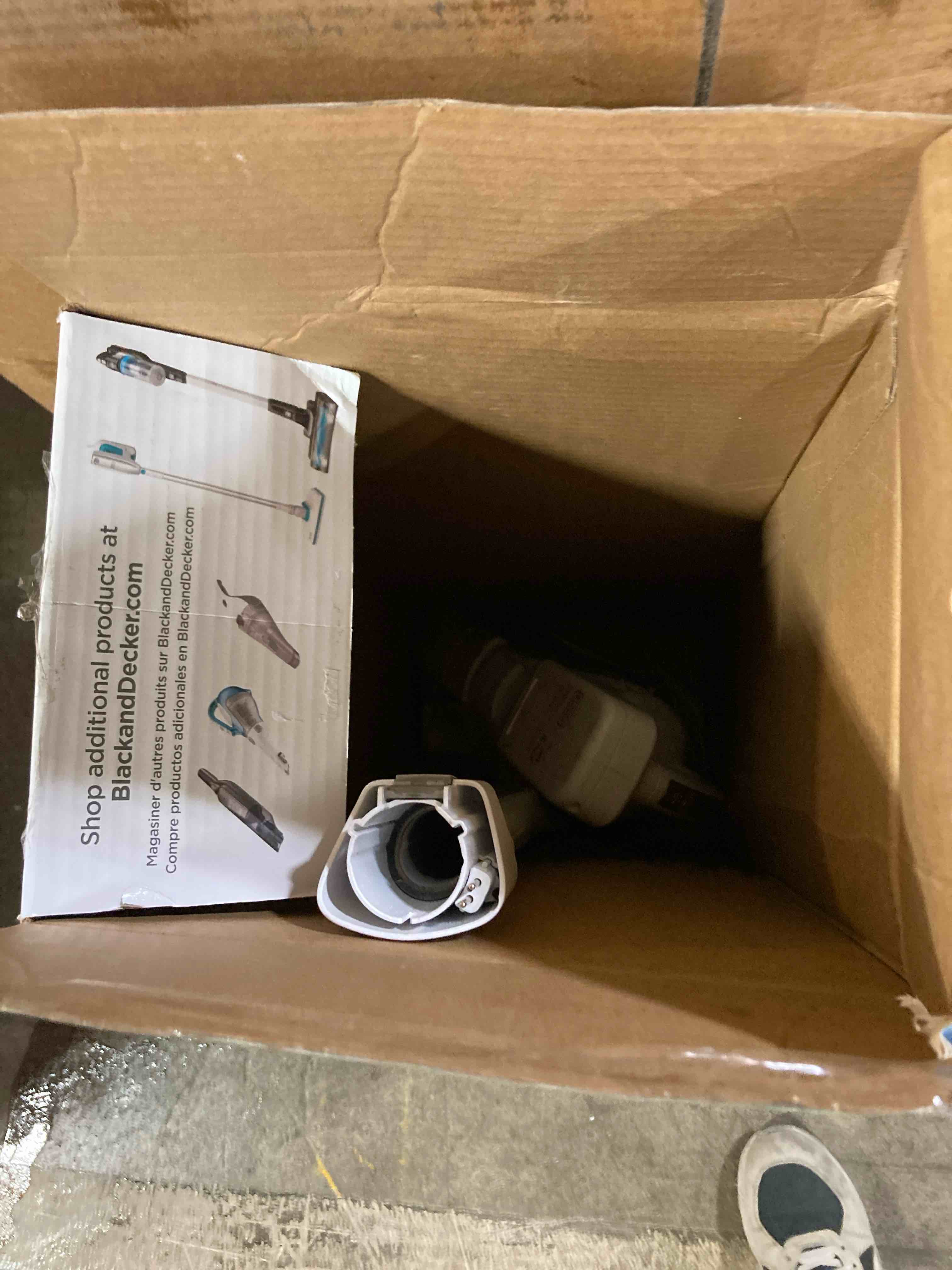 https://s3.amazonaws.com/lotting-images-prod/phillipi/PNK3532917_1752169104043.jpeg