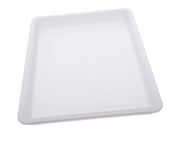 Two plastic square 30x30 plastic trays 