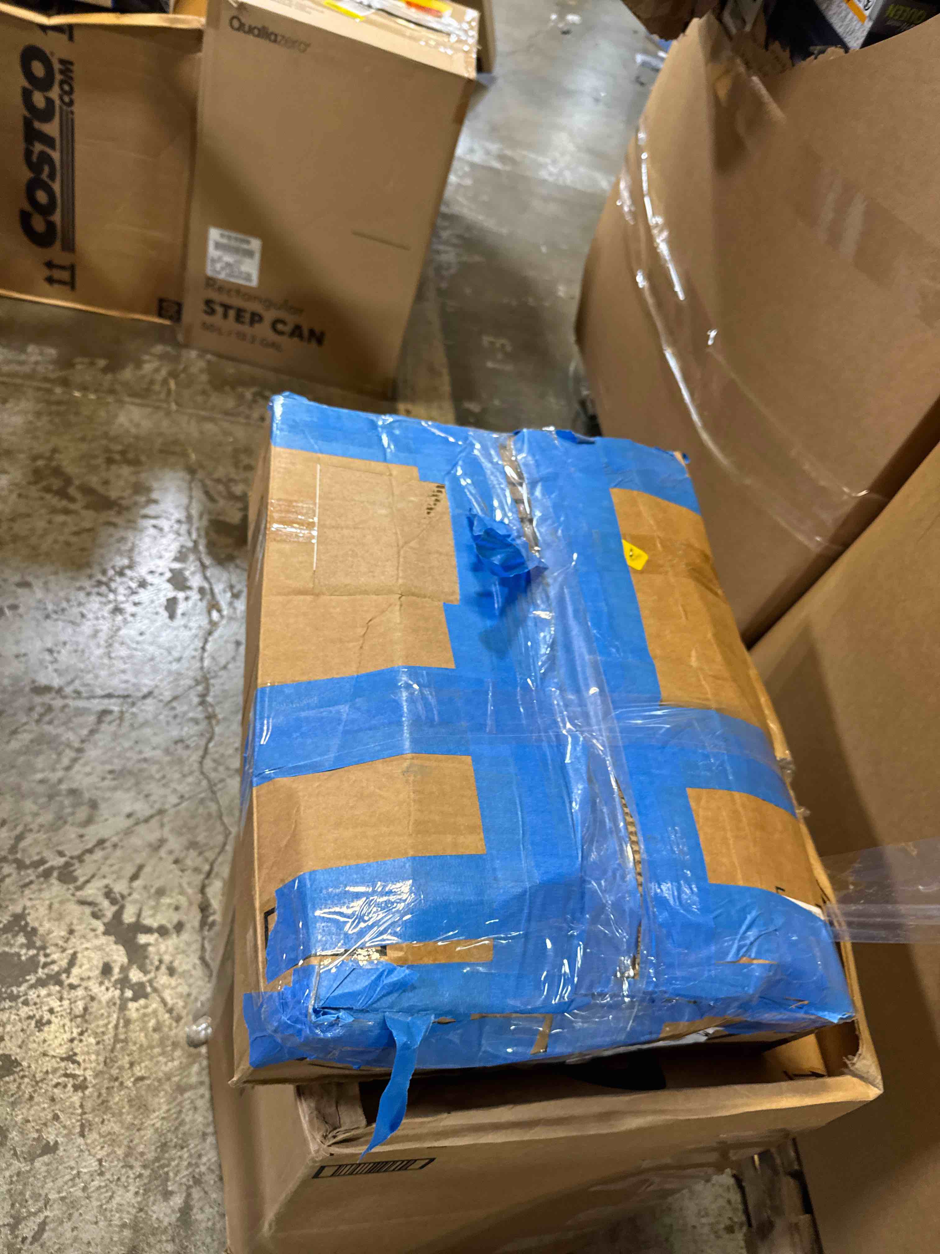 https://s3.amazonaws.com/lotting-images-prod/phillipi/PNK3533118_1752598761039.jpeg
