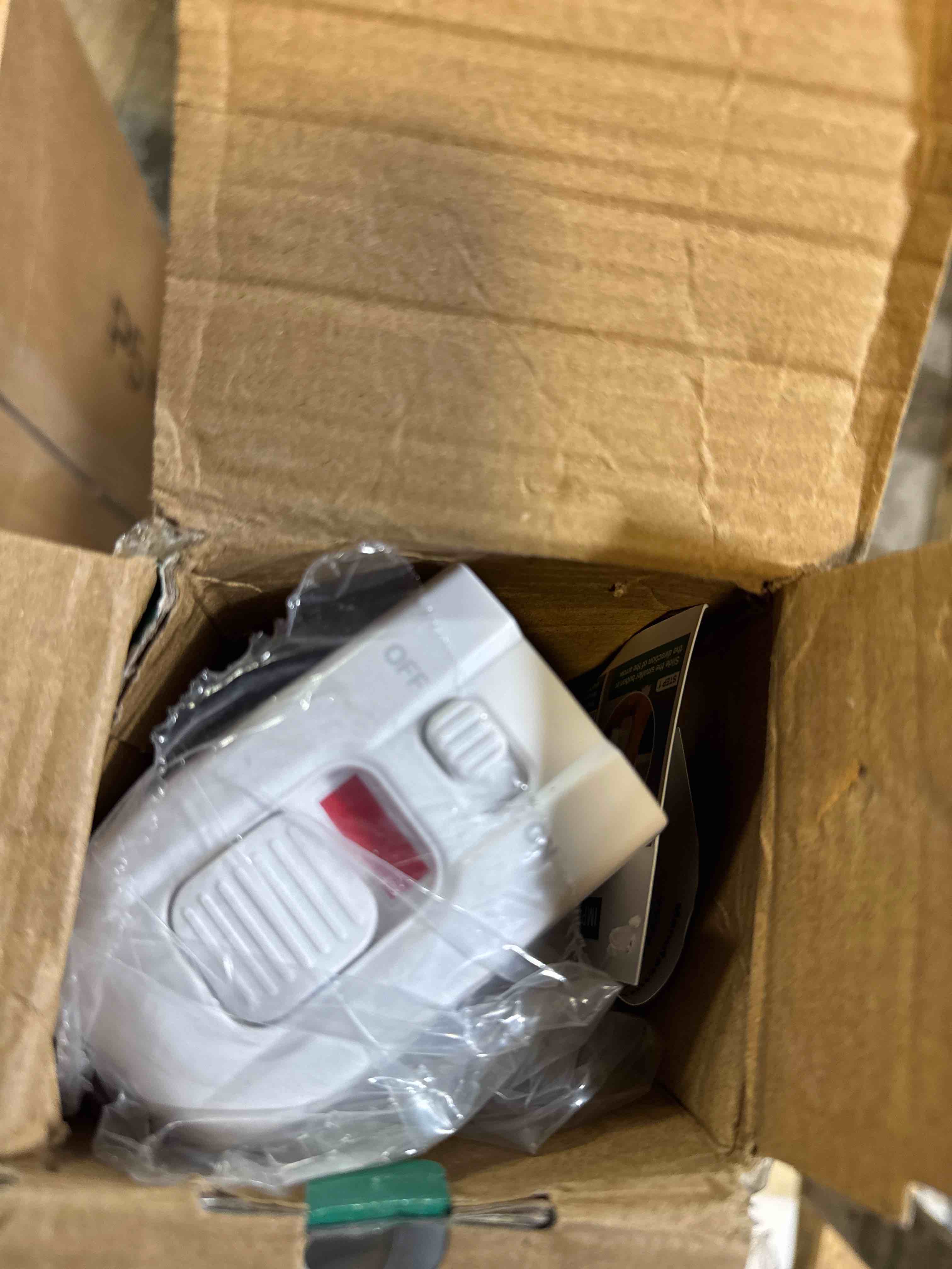 https://s3.amazonaws.com/lotting-images-prod/phillipi/PNK3533130_1752602099192.jpeg