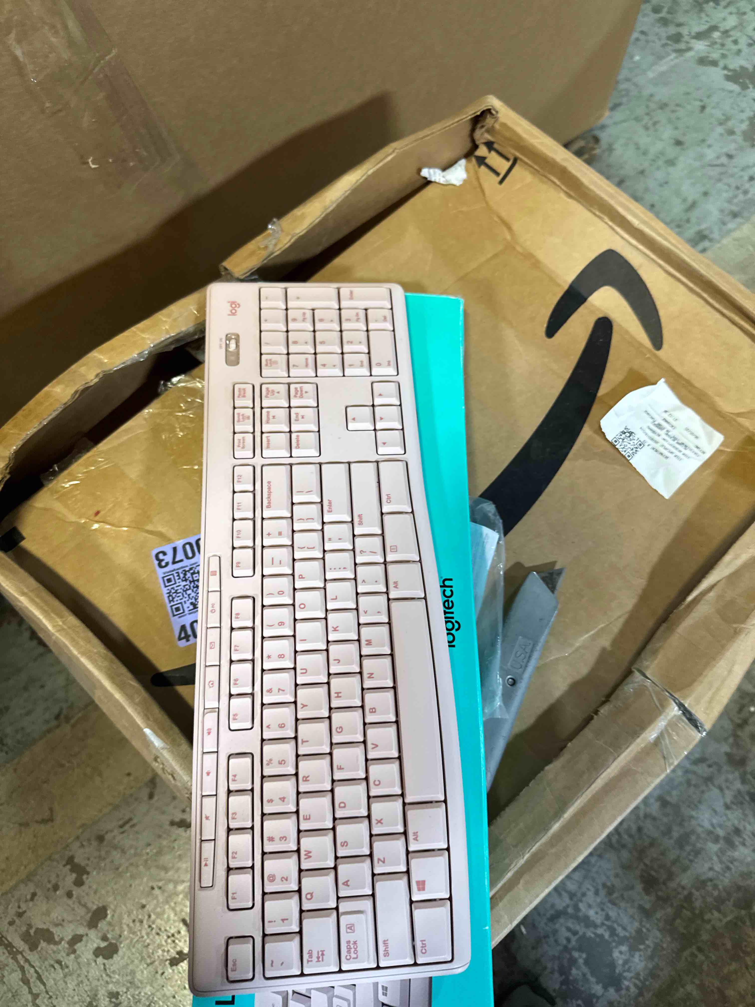 https://s3.amazonaws.com/lotting-images-prod/phillipi/PNK3533136_1752602746984.jpeg
