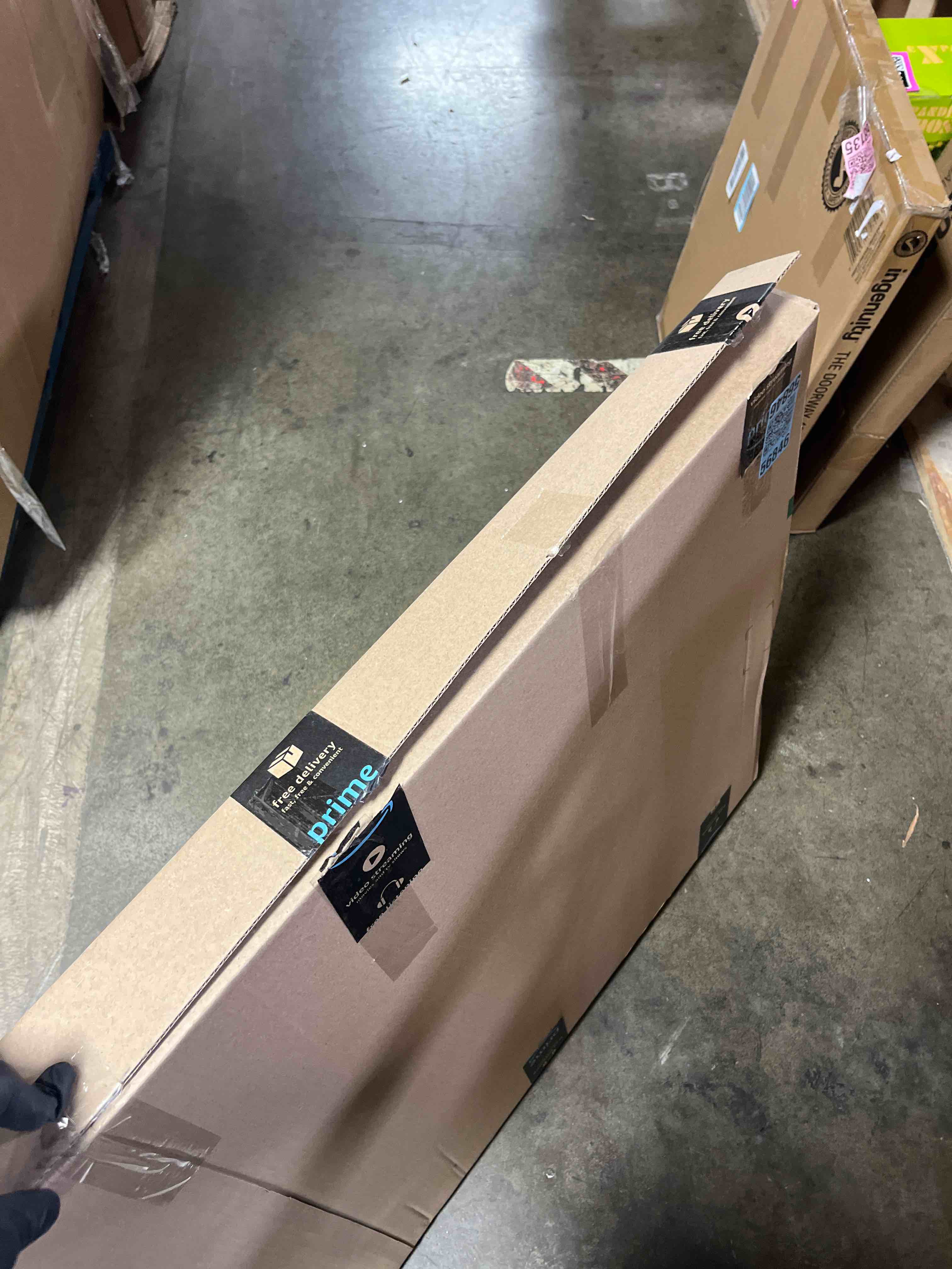 https://s3.amazonaws.com/lotting-images-prod/phillipi/PNK3533183_1752765747696.jpeg