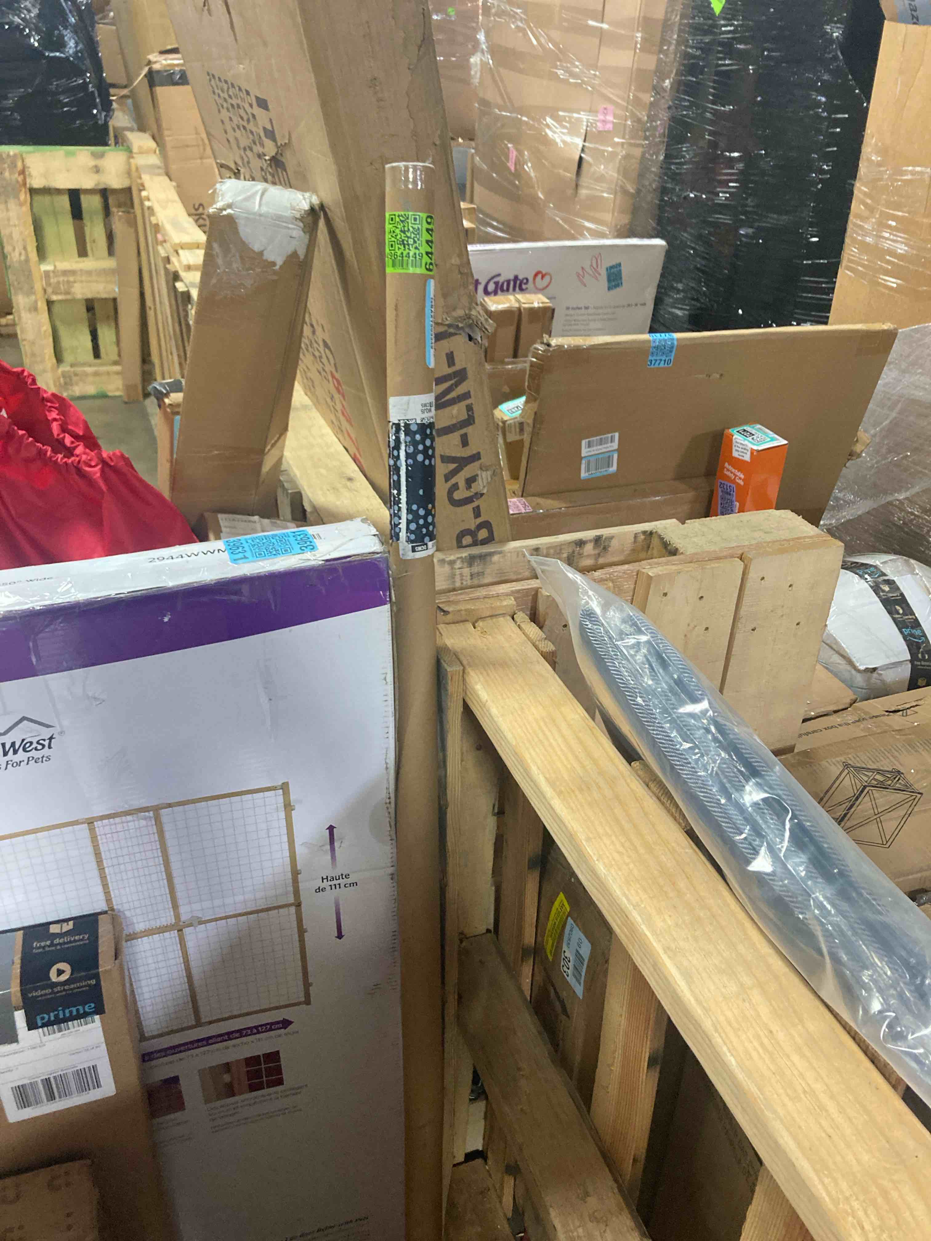 https://s3.amazonaws.com/lotting-images-prod/phillipi/PNK3533224_1752764459530.jpeg