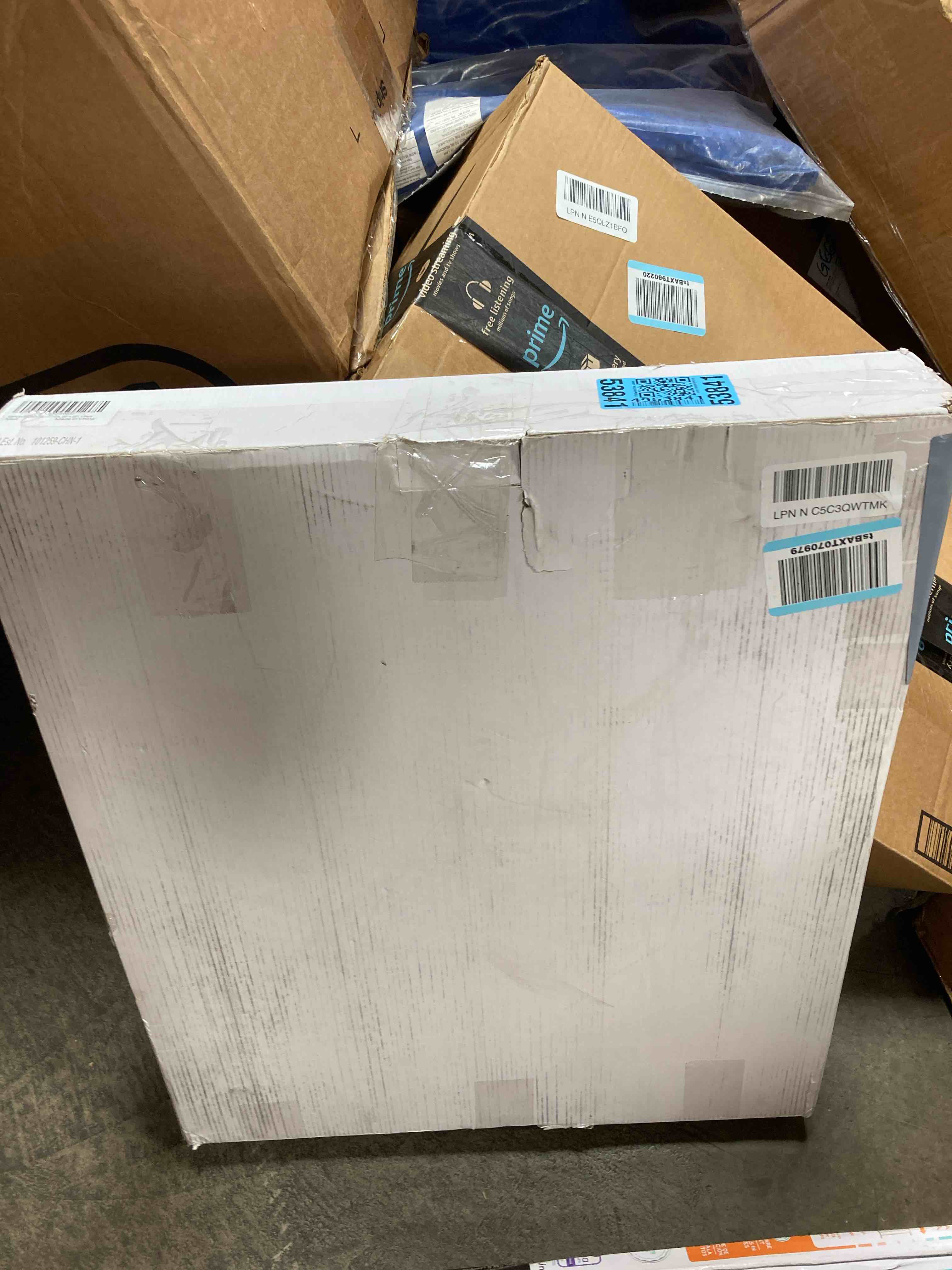 https://s3.amazonaws.com/lotting-images-prod/phillipi/PNK3533260_1752769688122.jpeg