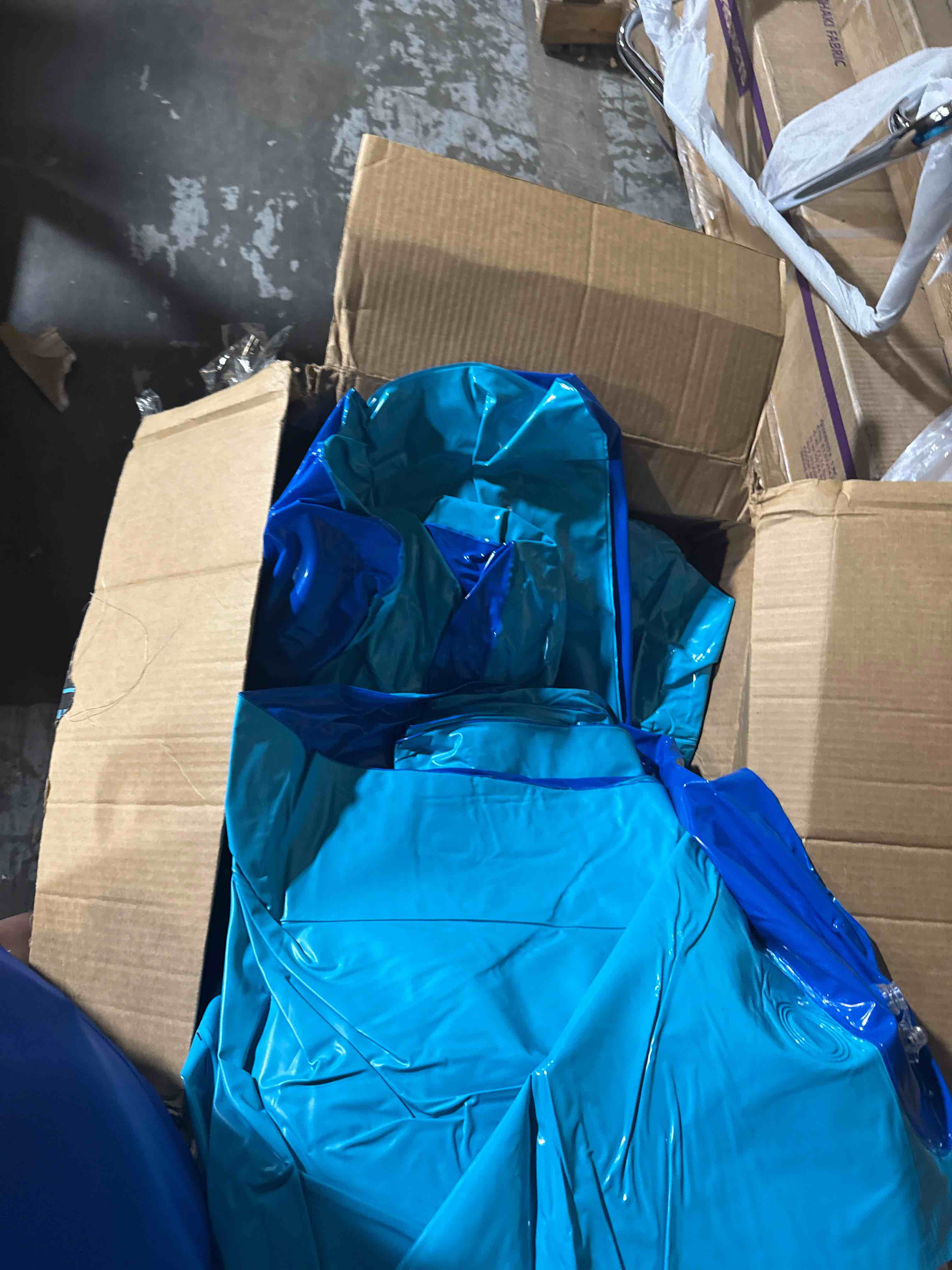 https://s3.amazonaws.com/lotting-images-prod/phillipi/PNK3533282_1752853284649.jpeg