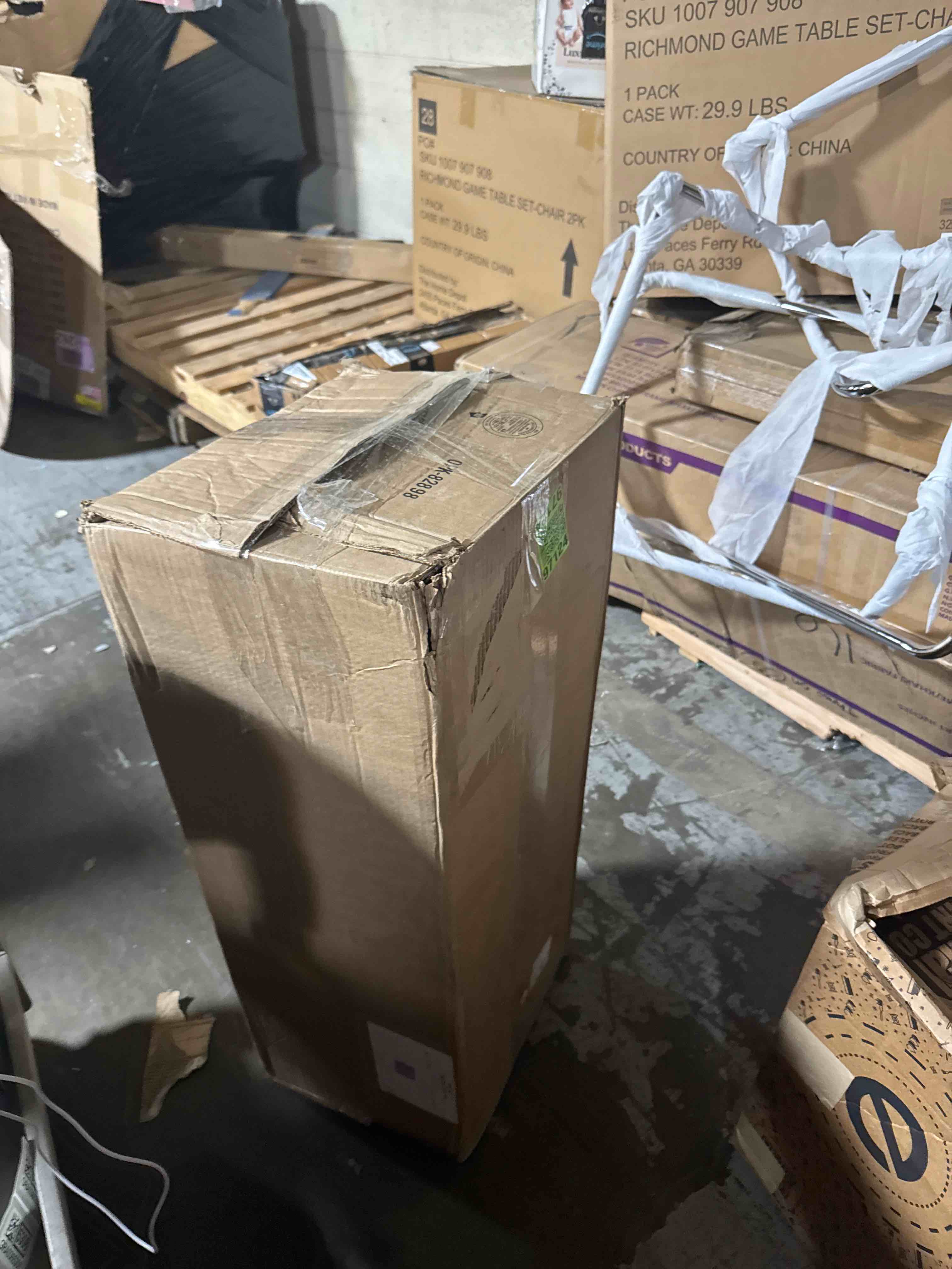 https://s3.amazonaws.com/lotting-images-prod/phillipi/PNK3533288_1752854249069.jpeg