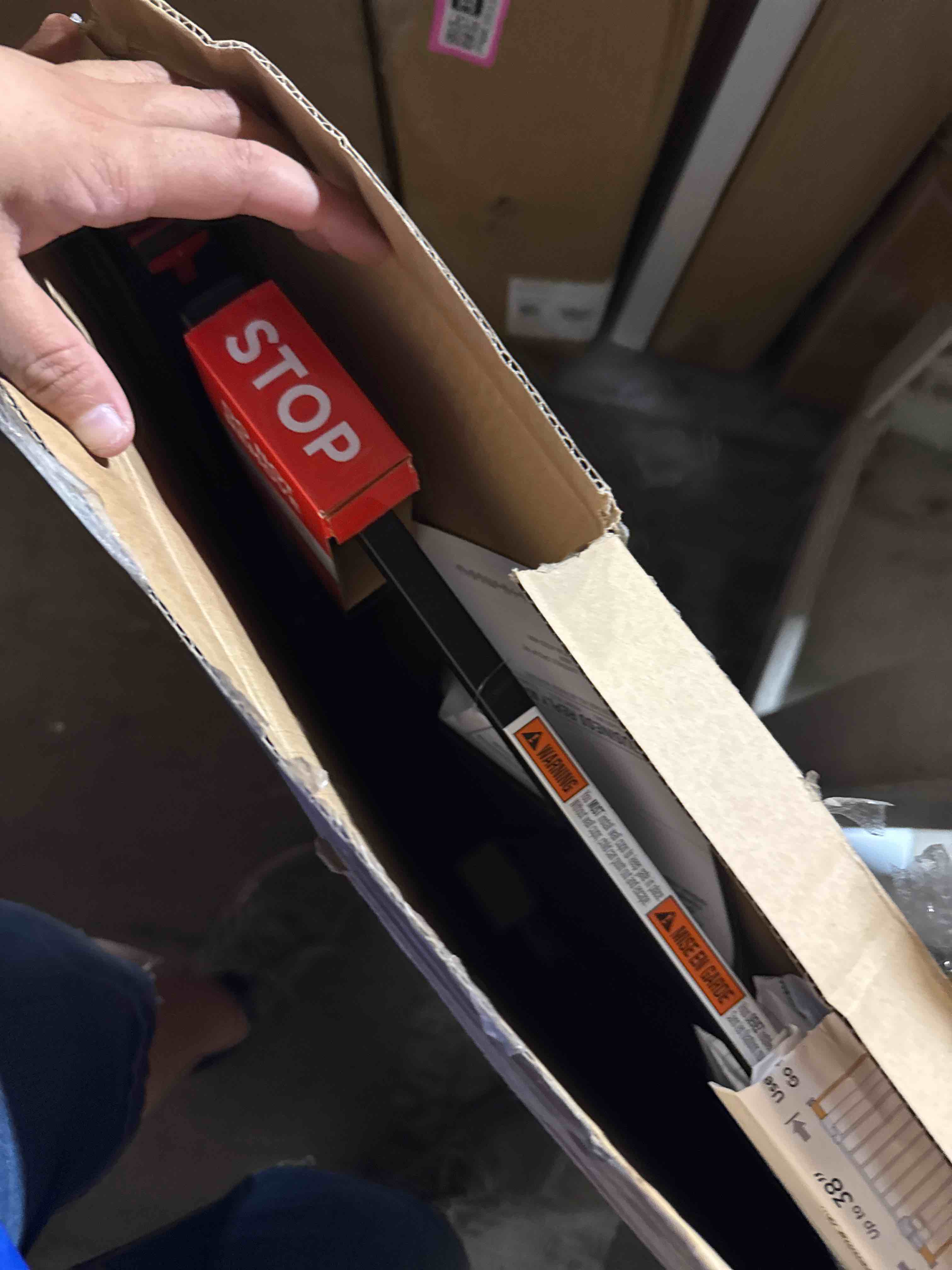 https://s3.amazonaws.com/lotting-images-prod/phillipi/PNK3533299_1752855873194.jpeg