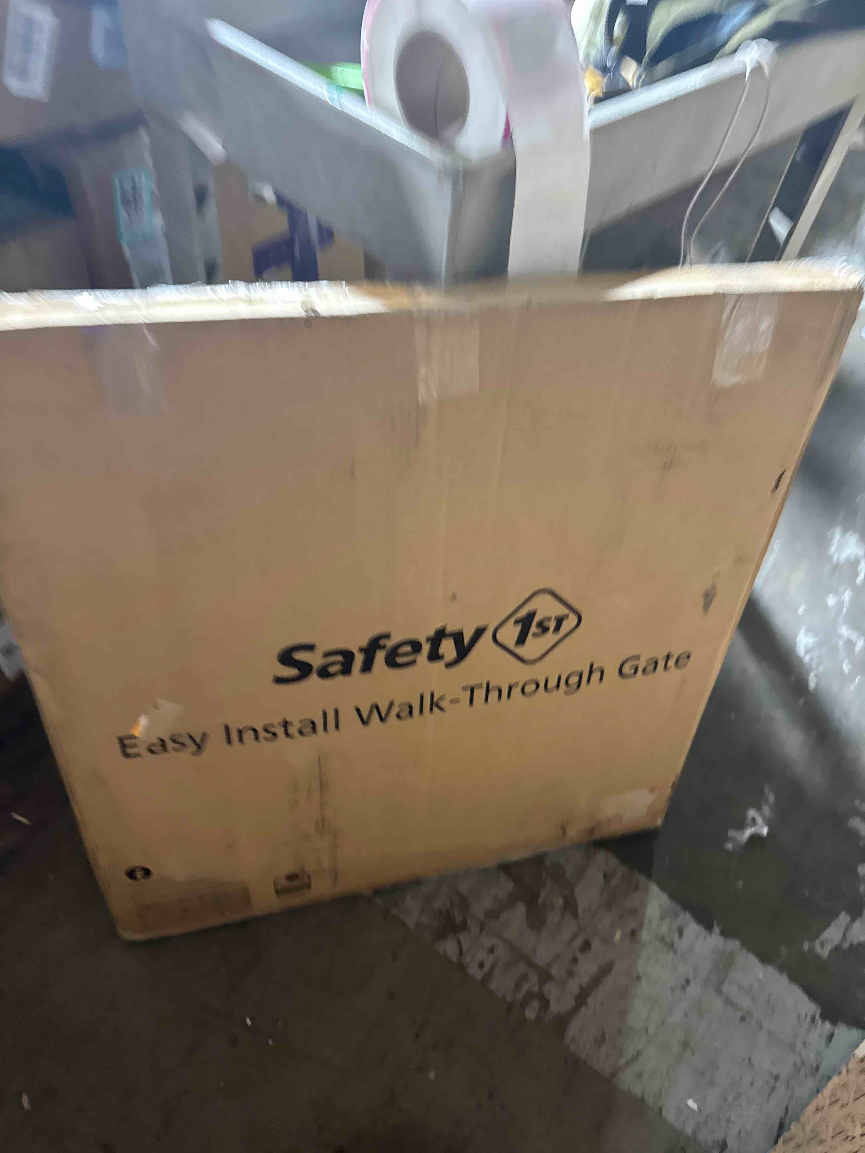 https://s3.amazonaws.com/lotting-images-prod/phillipi/PNK3533299_1752855884946.jpeg