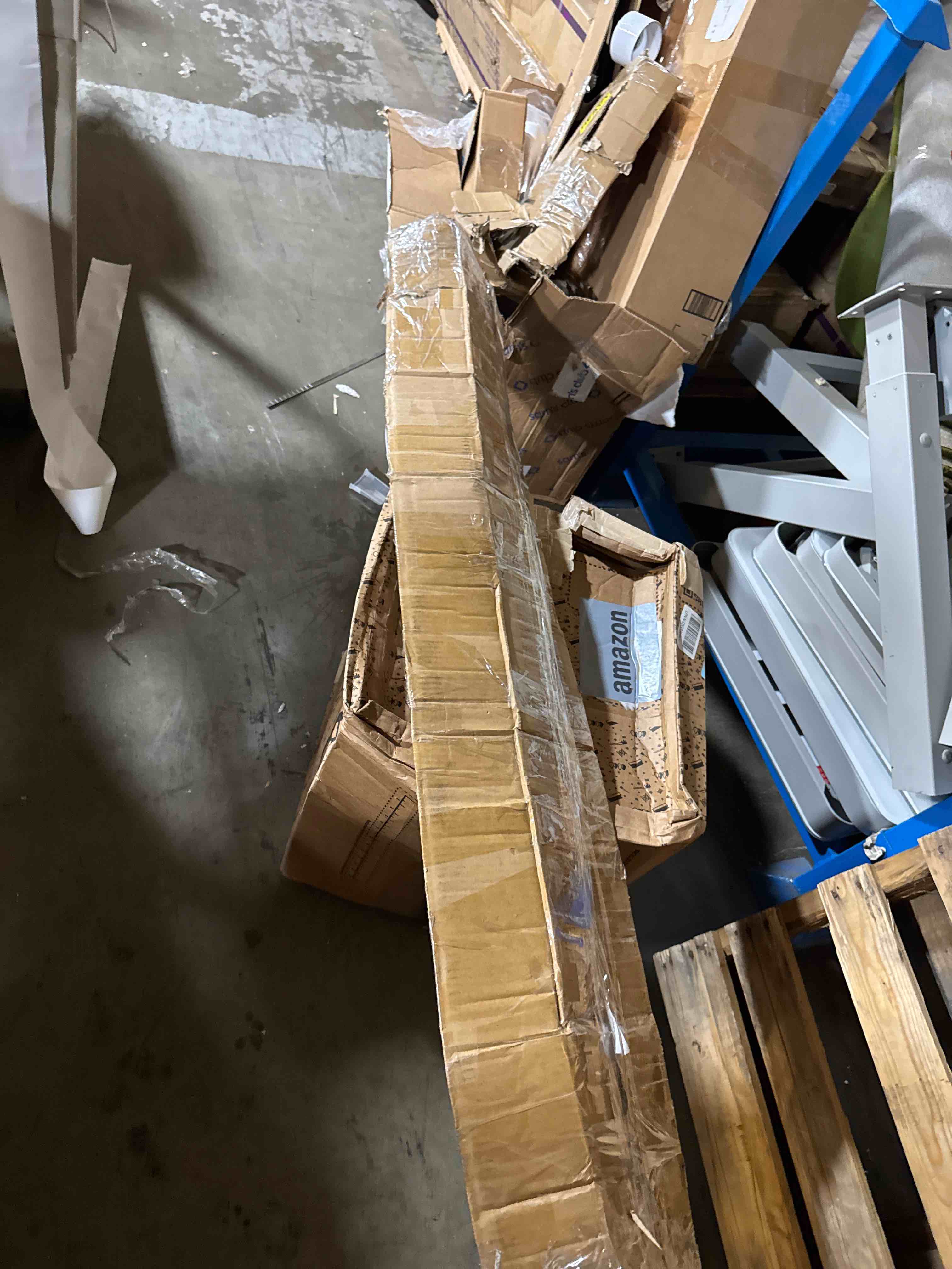 https://s3.amazonaws.com/lotting-images-prod/phillipi/PNK3533317_1752860809915.jpeg