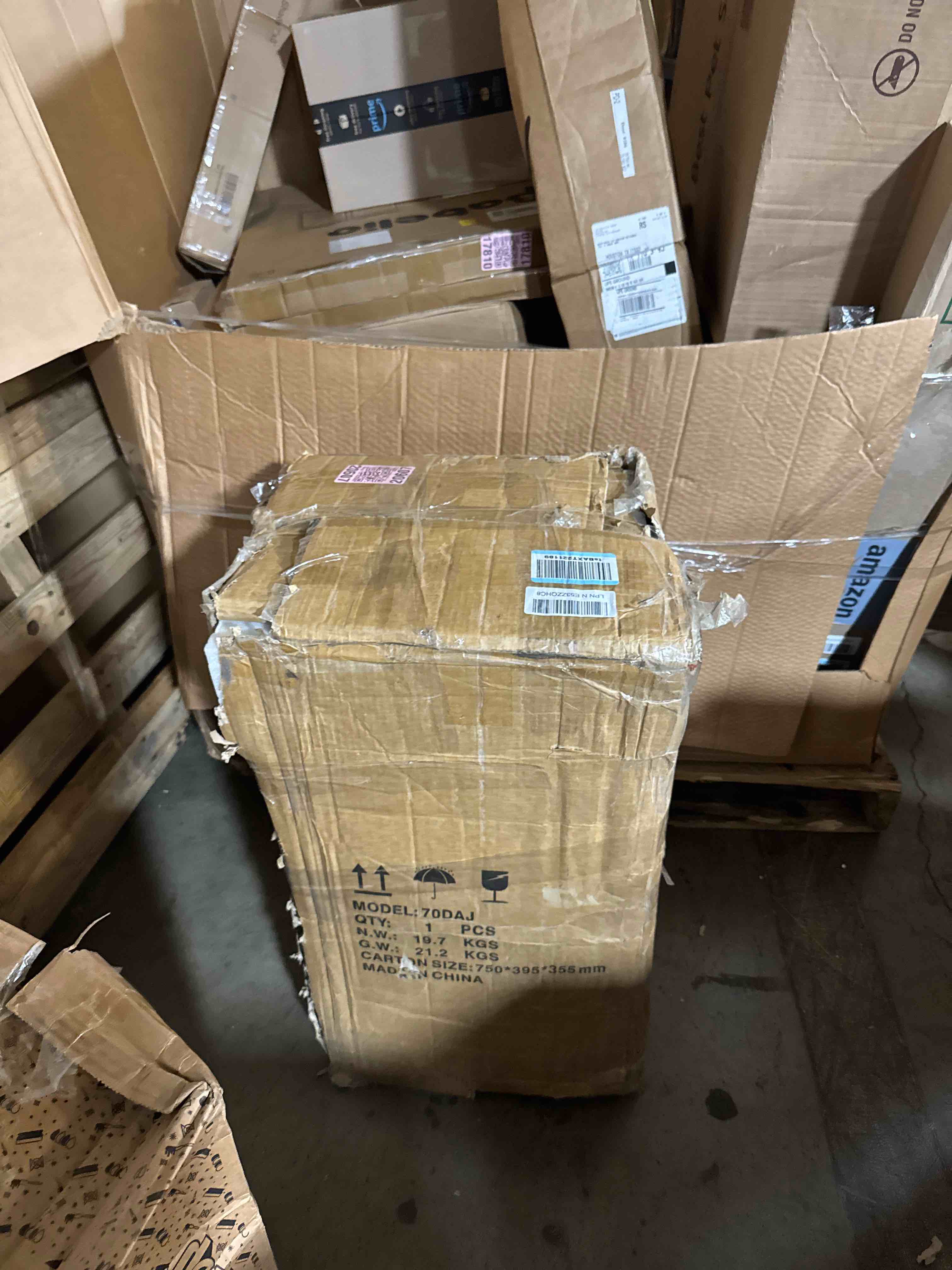 https://s3.amazonaws.com/lotting-images-prod/phillipi/PNK3533318_1752861147743.jpeg