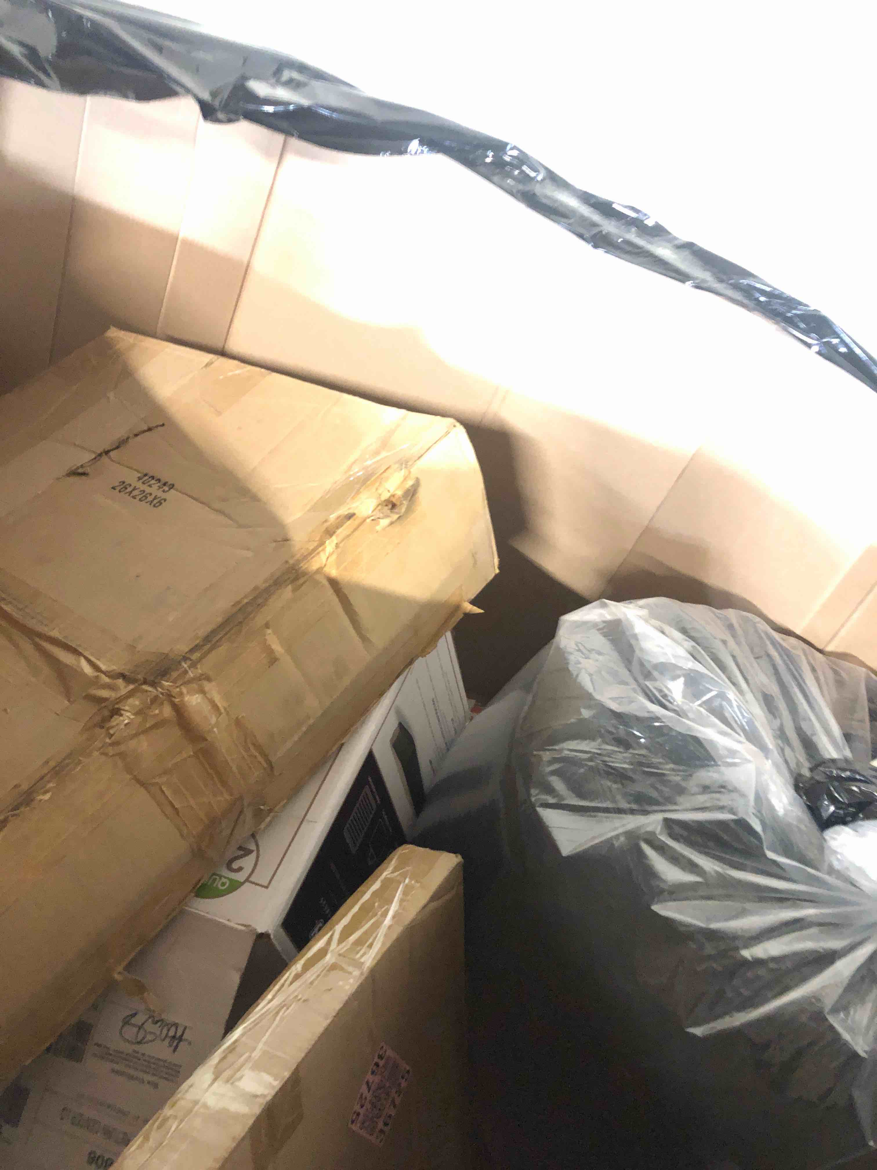 https://s3.amazonaws.com/lotting-images-prod/phillipi/PNK3533402_1753115705870.jpeg