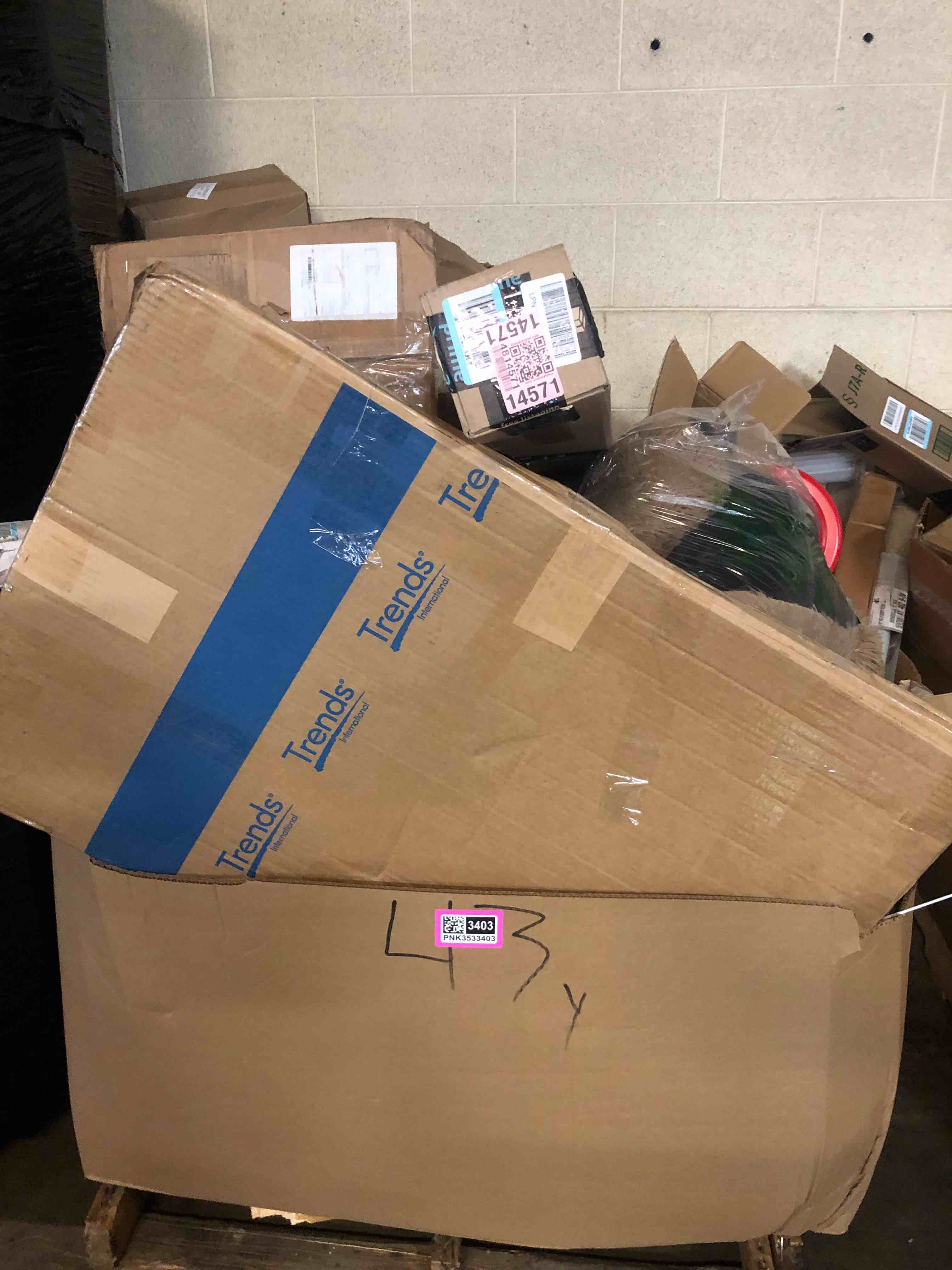 https://s3.amazonaws.com/lotting-images-prod/phillipi/PNK3533403_1753115652983.jpeg