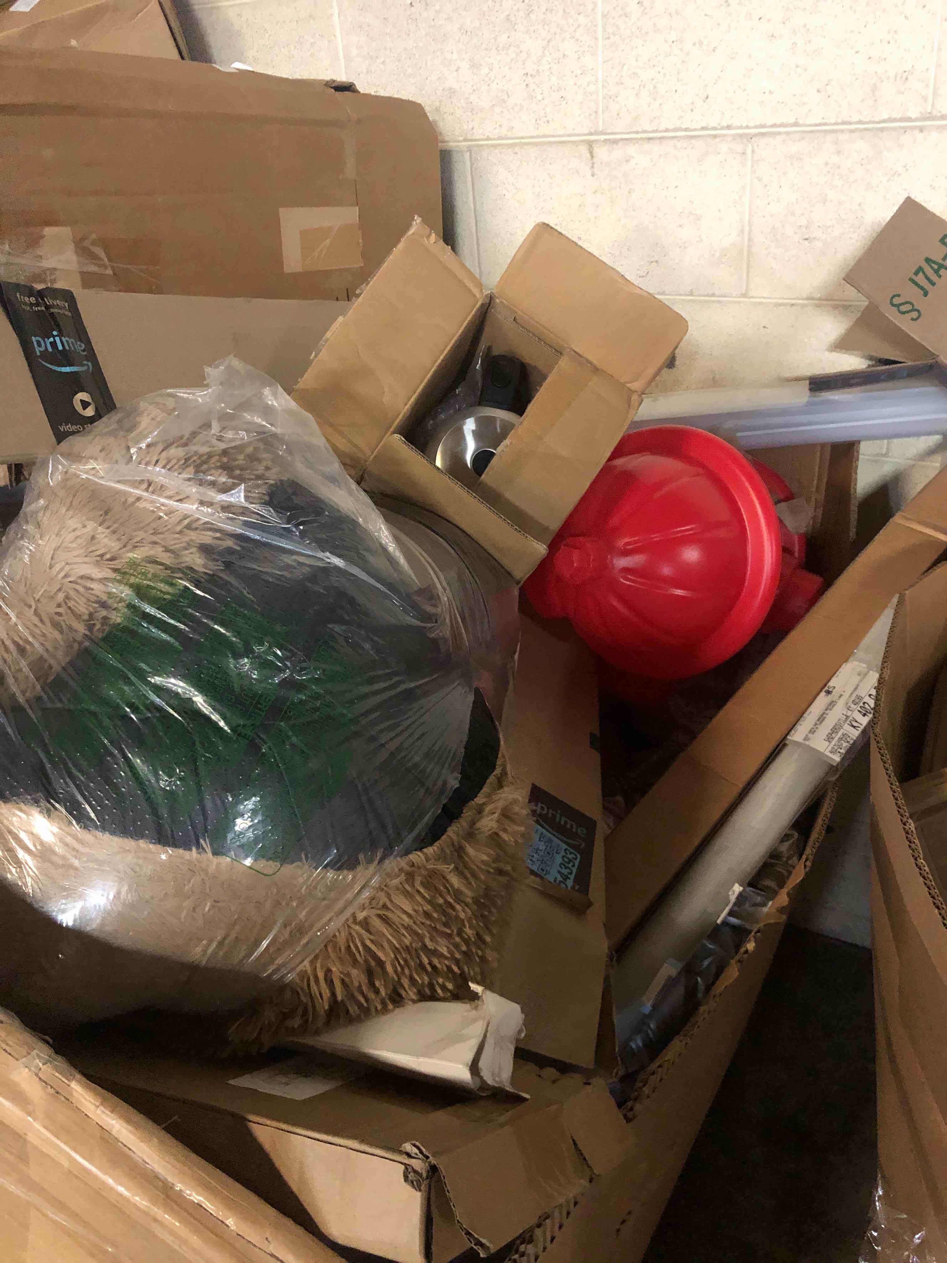 https://s3.amazonaws.com/lotting-images-prod/phillipi/PNK3533403_1753115656653.jpeg