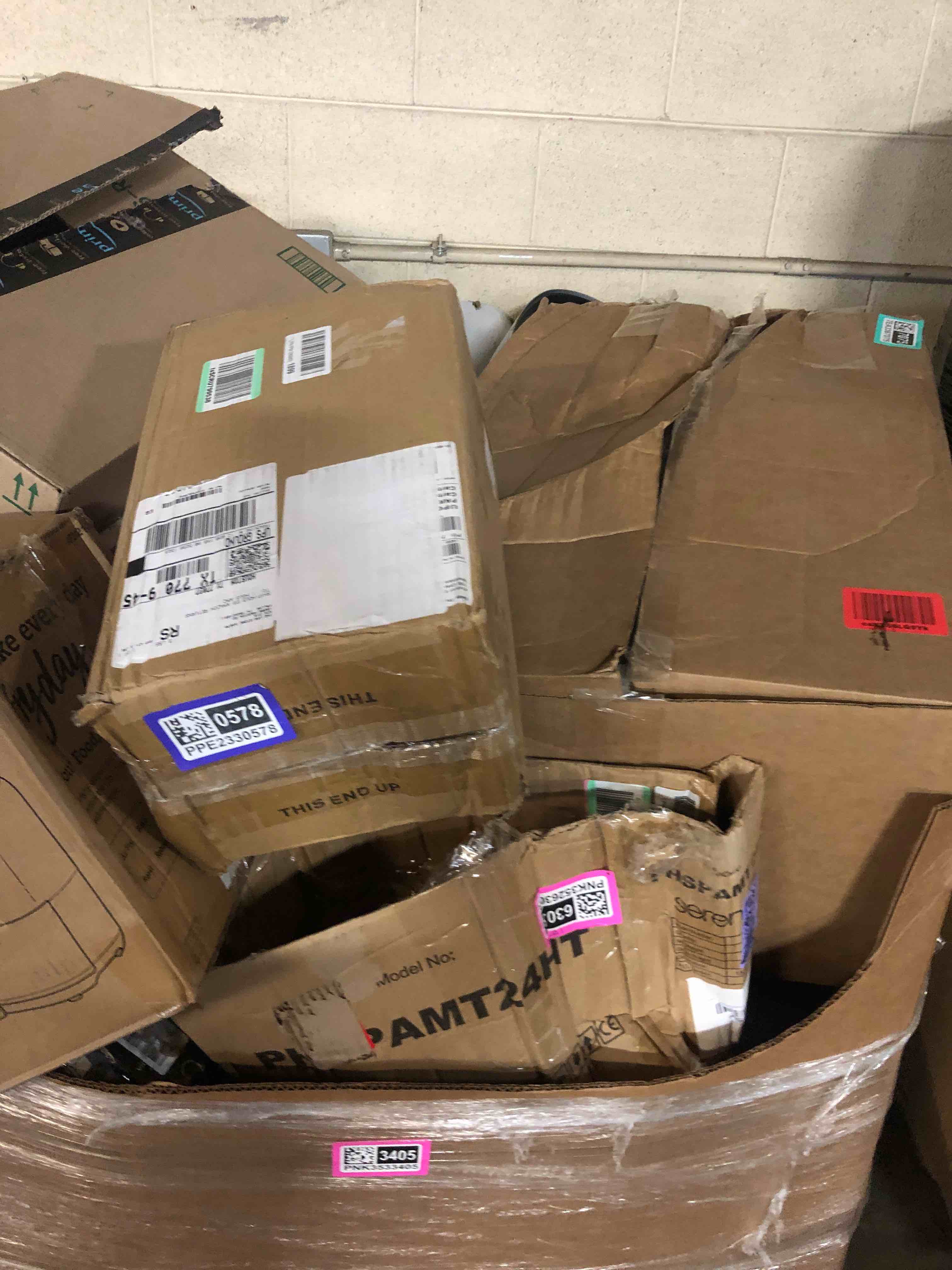 https://s3.amazonaws.com/lotting-images-prod/phillipi/PNK3533405_1753115562704.jpeg