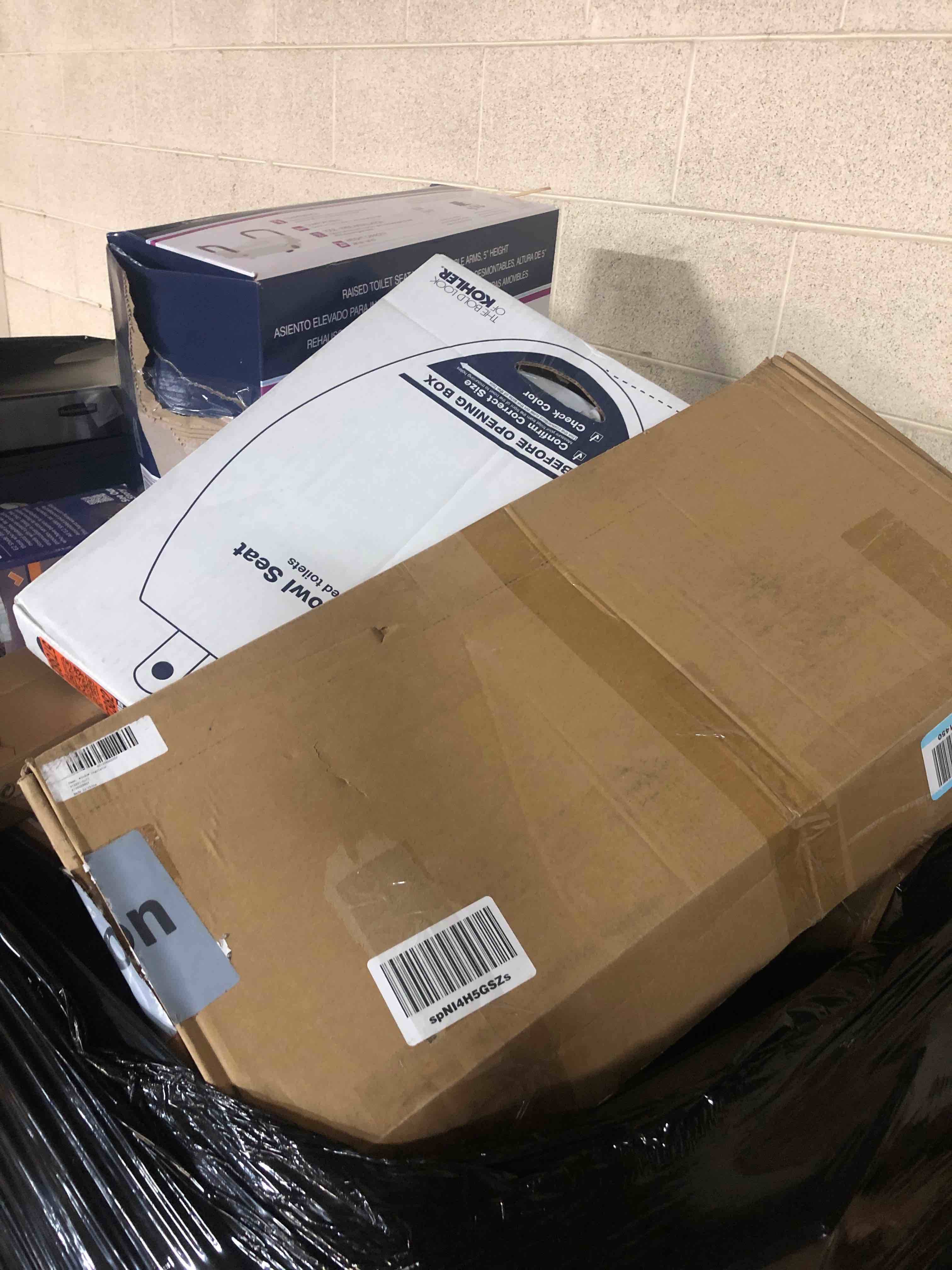 https://s3.amazonaws.com/lotting-images-prod/phillipi/PNK3533406_1753115523119.jpeg